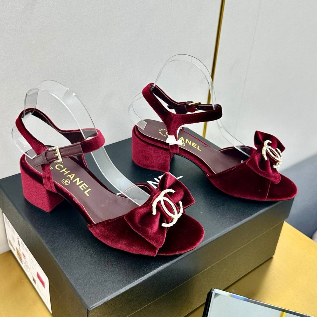 BOWKNOT RHINESTONES MID HEEL SANDAL IN GARNET RED VELVET - 35