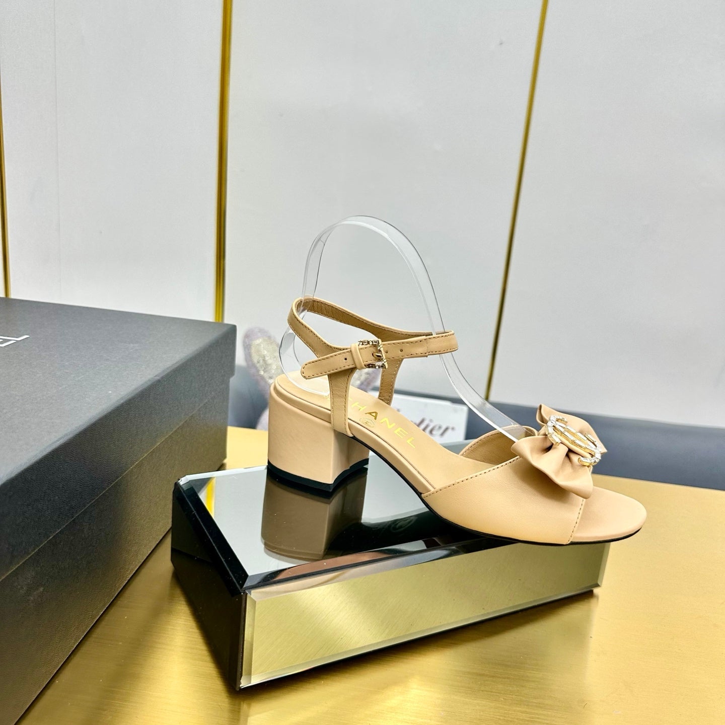 BOWKNOT RHINESTONES MID HEEL SANDAL IN FLAX YELLOW LAMBSKIN - 35