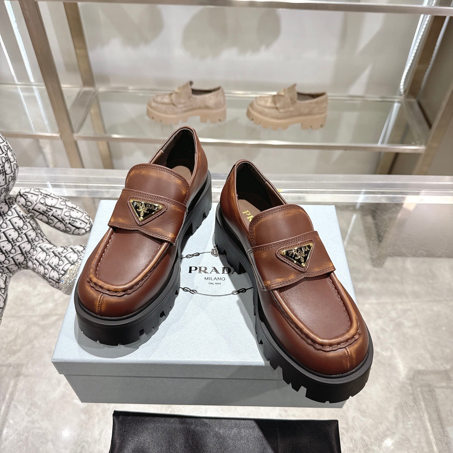 PRADA 25S THICK-SOLE LOAFERS 60 MM IN BROWN SMOOTH CALFSKIN - 35