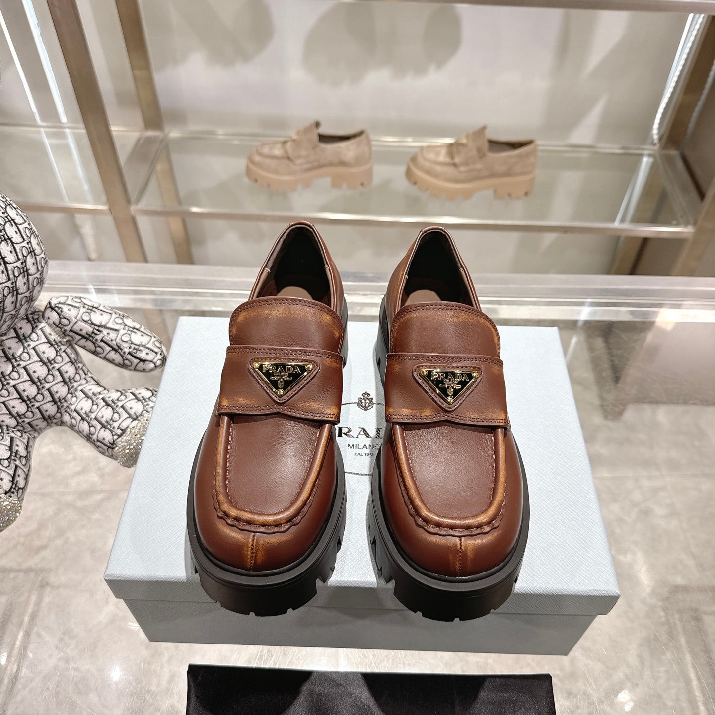 PRADA 25S THICK-SOLE LOAFERS 60 MM IN BROWN SMOOTH CALFSKIN - 35