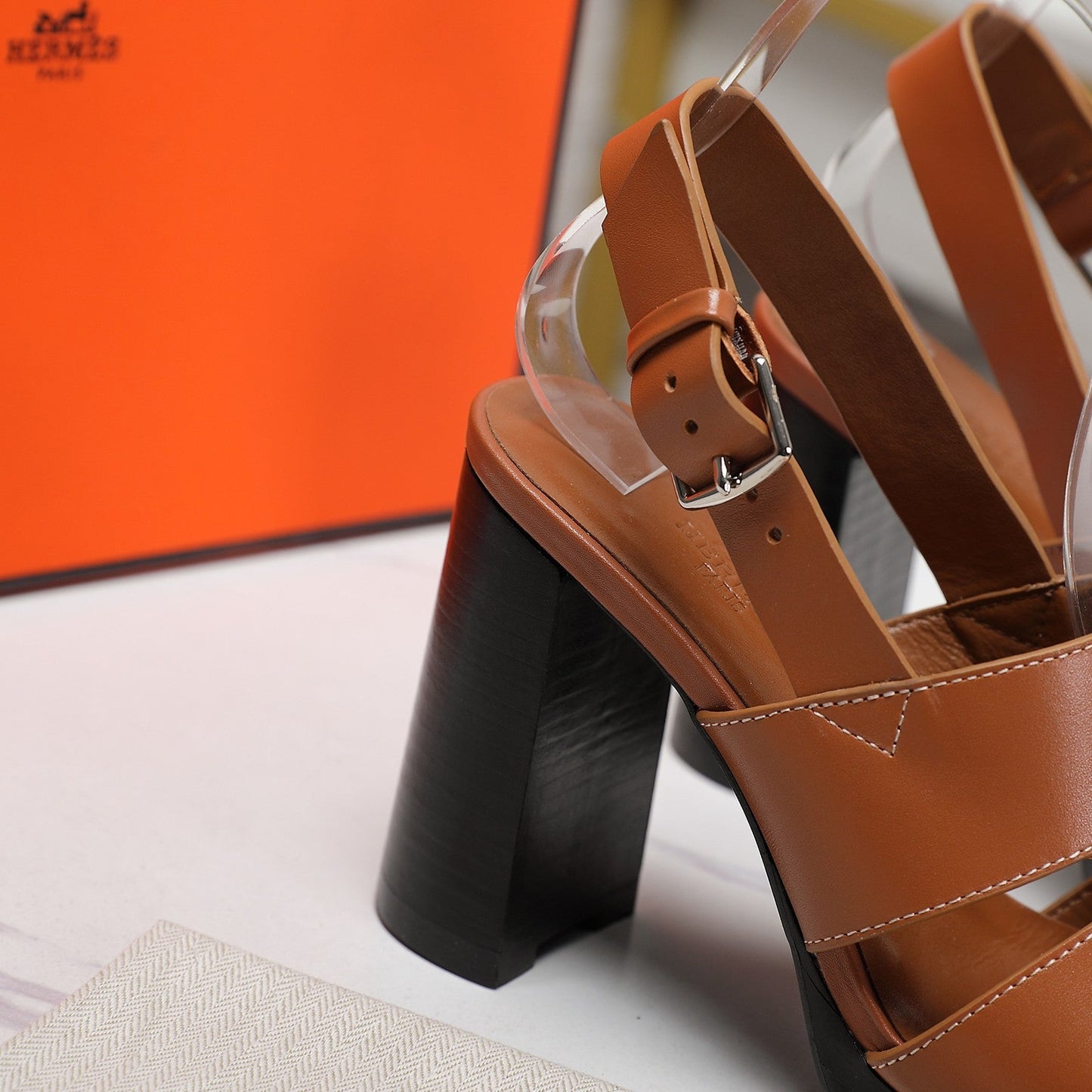 ERIS 95 SANDAL CARAMEL CALFSKIN - 35