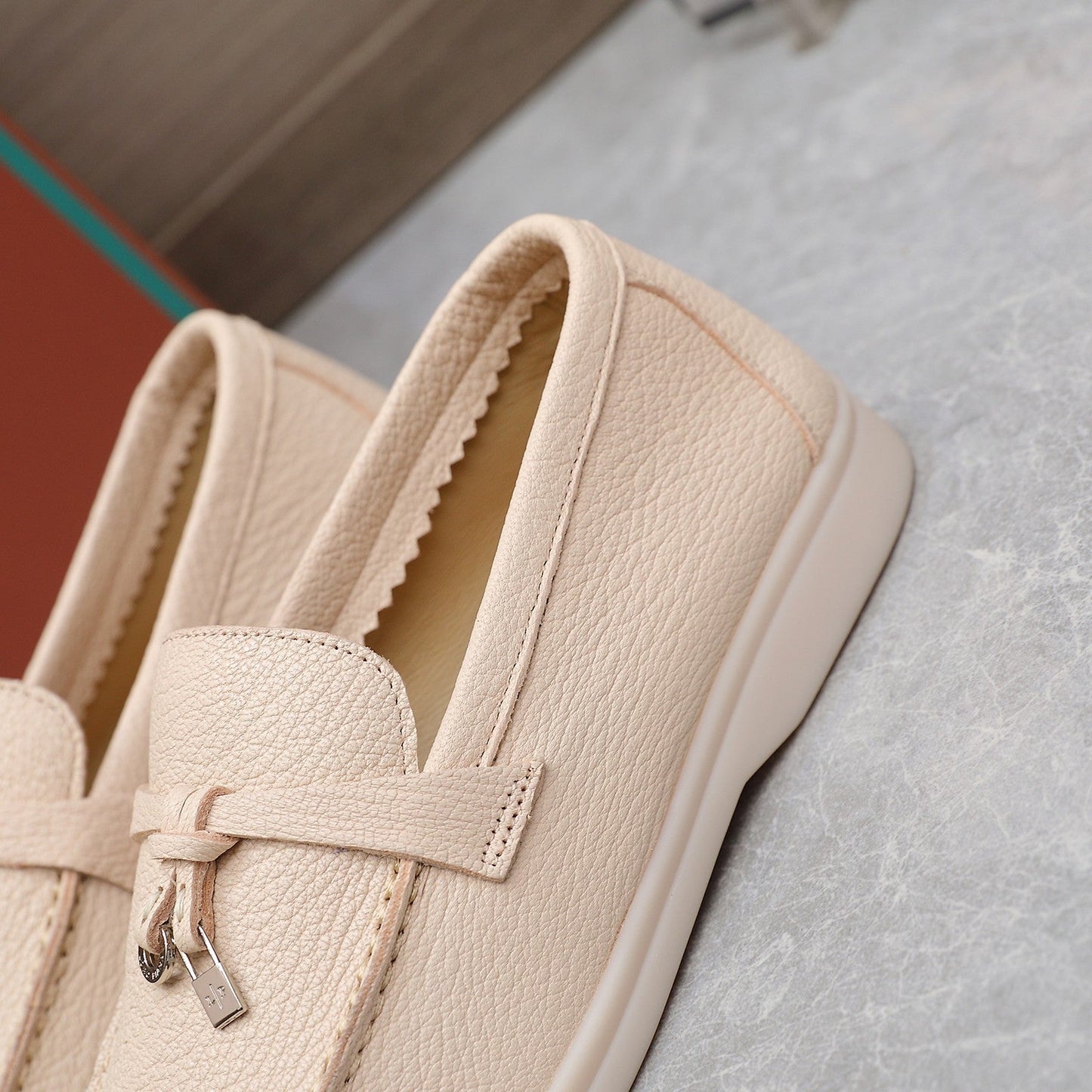 LP SUMMER CHARMS WALK LOAFERS BEIGE CREAM LAMBSKIN - 35