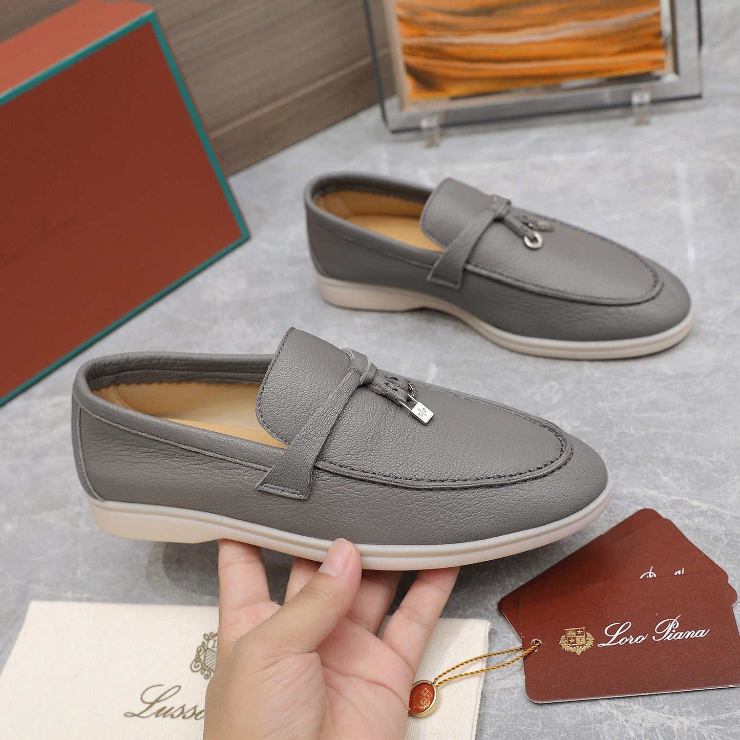 LP SUMMER CHARMS WALK LOAFERS LIGHT GRAY LAMBSKIN - 35