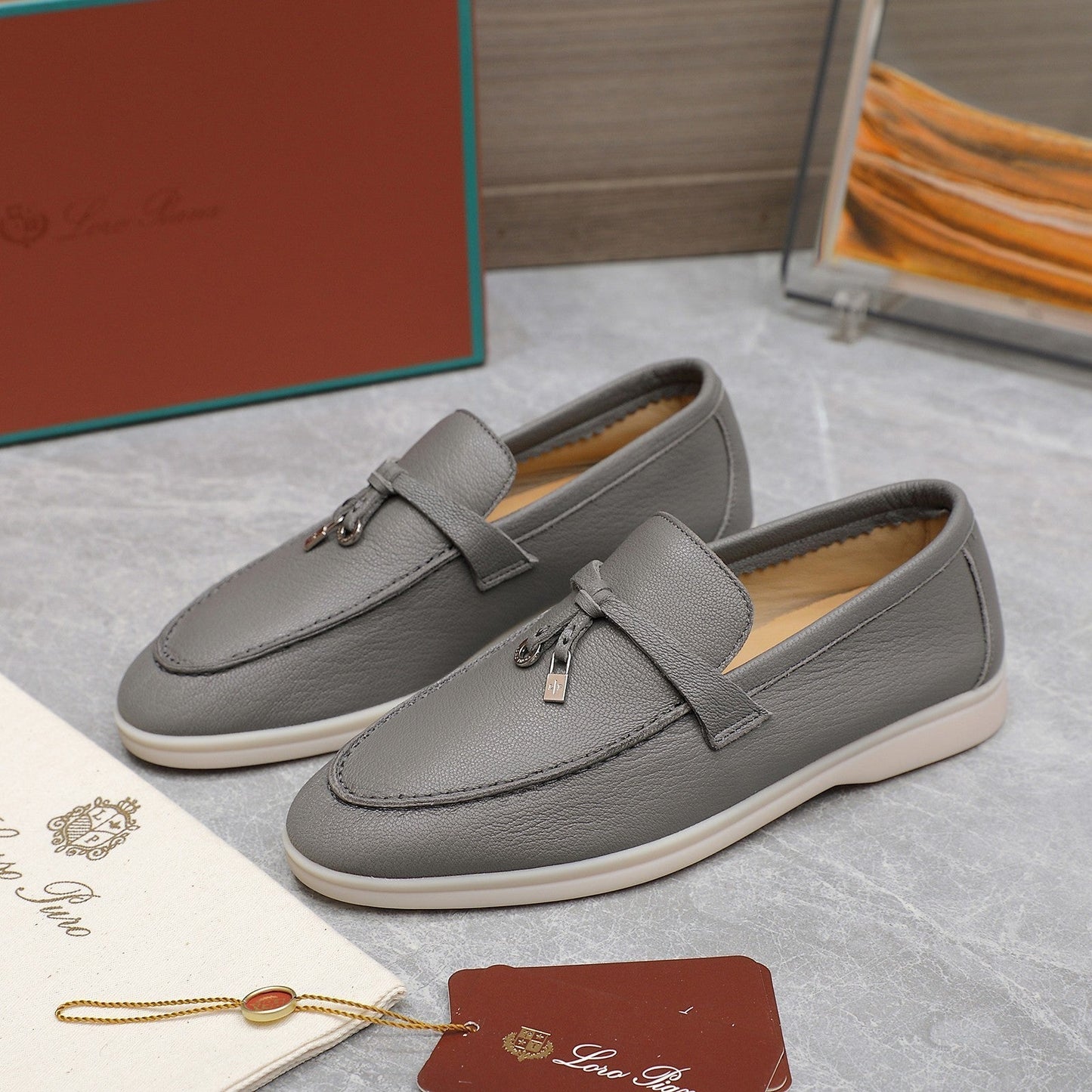 LP SUMMER CHARMS WALK LOAFERS LIGHT GRAY LAMBSKIN - 35