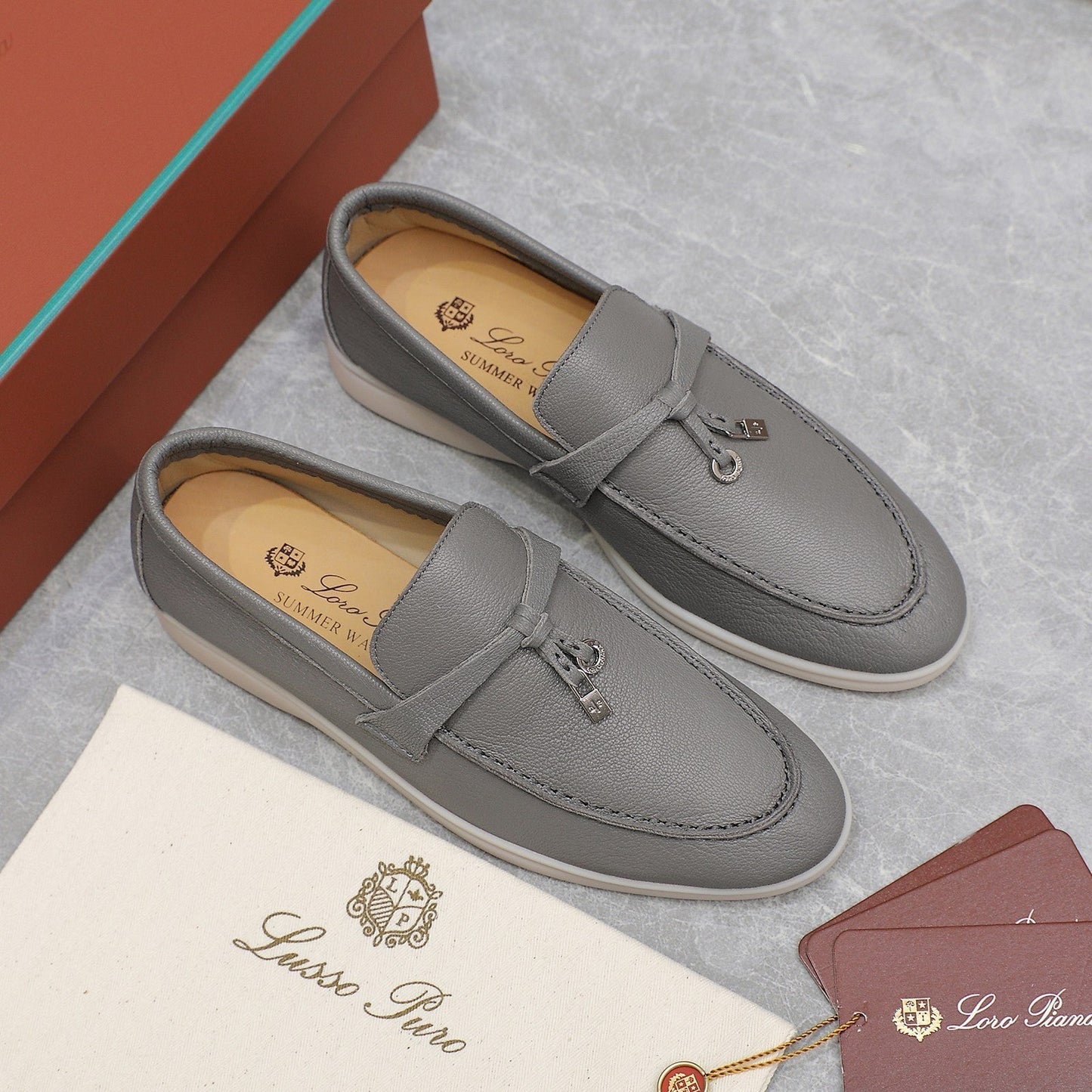 LP SUMMER CHARMS WALK LOAFERS LIGHT GRAY LAMBSKIN - 35