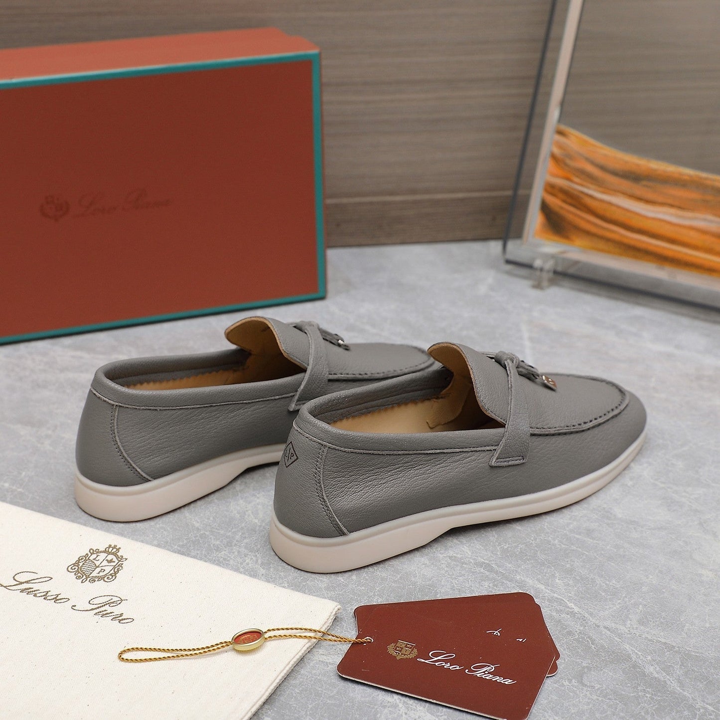 LP SUMMER CHARMS WALK LOAFERS LIGHT GRAY LAMBSKIN - 35