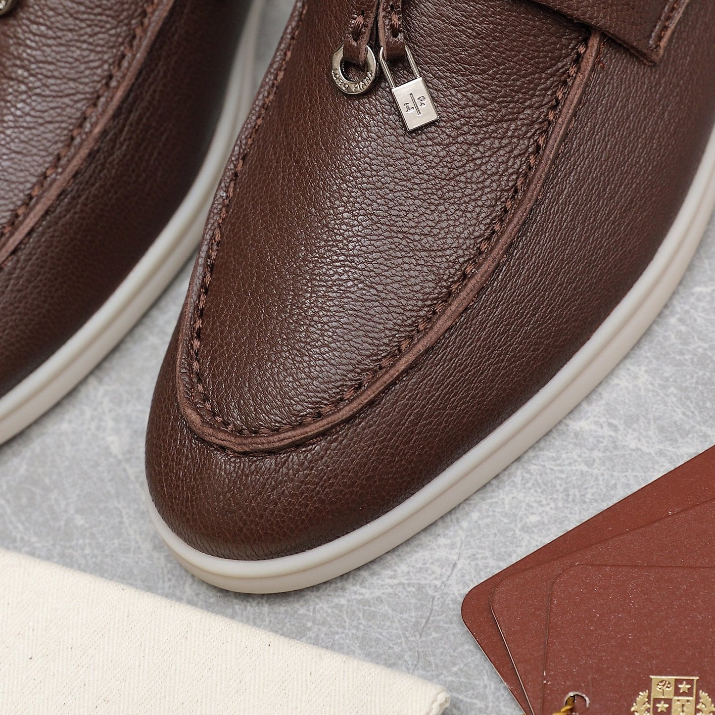 LP SUMMER CHARMS WALK LOAFERS CHOCOLATE LAMBSKIN - 35