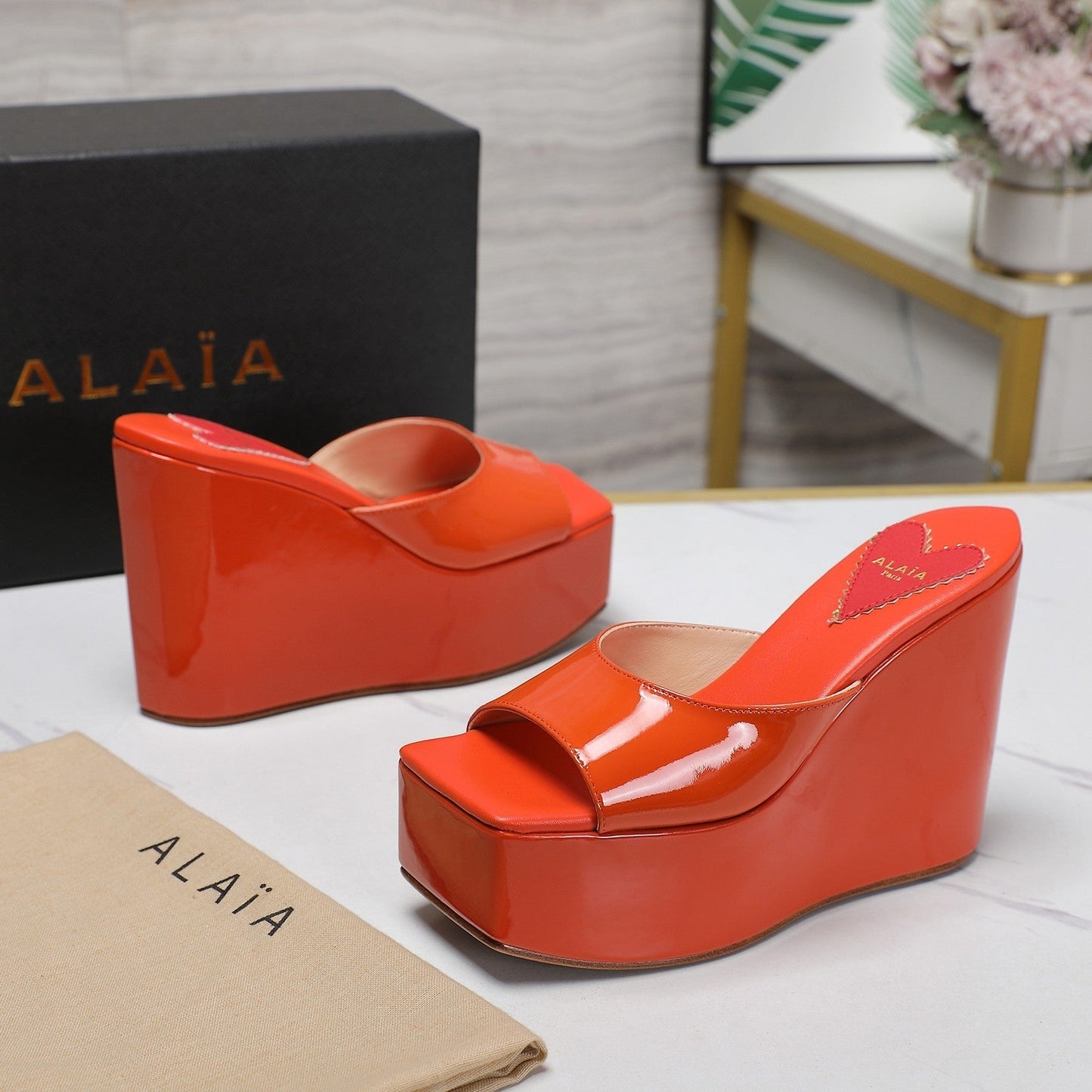 ALAIA PLATFORM WEDGE IN VIVID ORANGE LAMBSKIN WITH RED HEART - 35