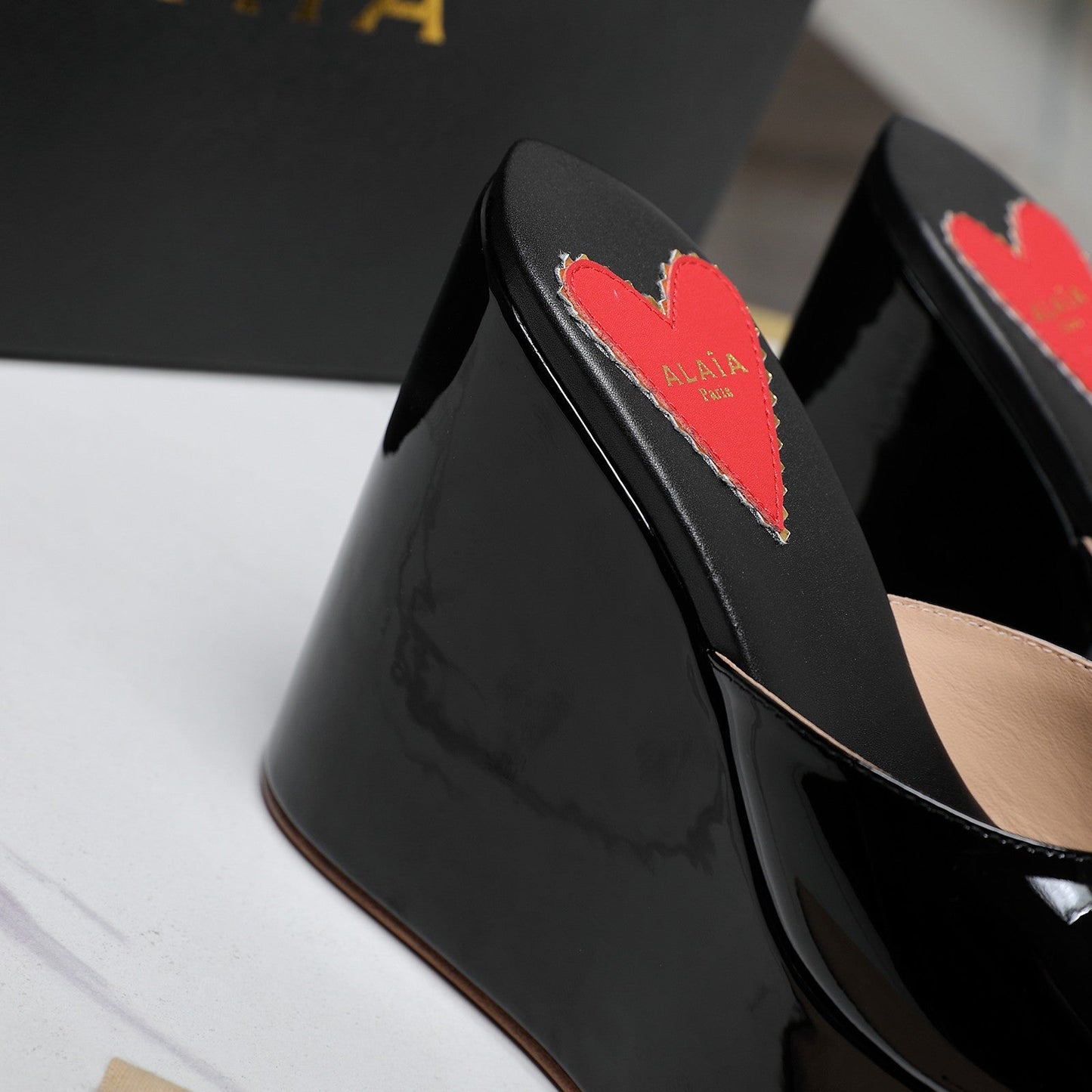 ALAIA PLATFORM WEDGE IN BLACK LAMBSKIN WITH RED HEART - 35