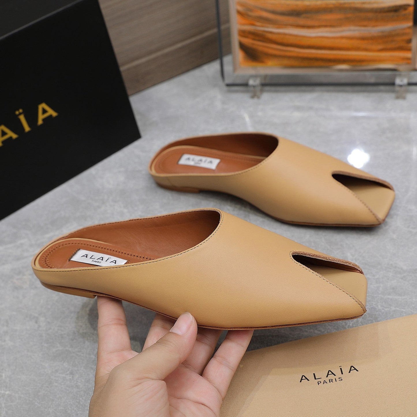 ALAIA FLAT MULE IN SEPIA TAN LAMBSKIN - 34