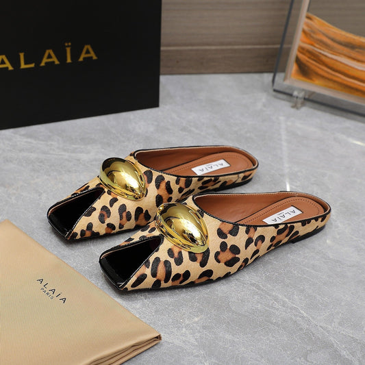 ALAIA FLAT MULE IN LEOPARD LAMBSKIN WITH GOLD HARDWARE - 34