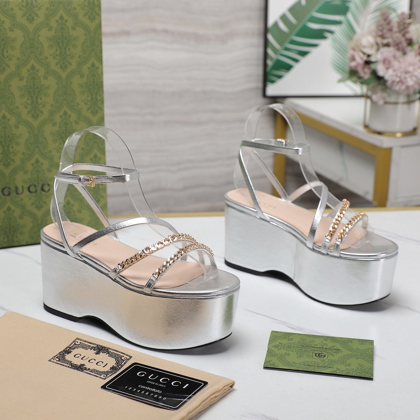 WEDGE PLATFORM IN SILVER SHEEPSKIN - 35