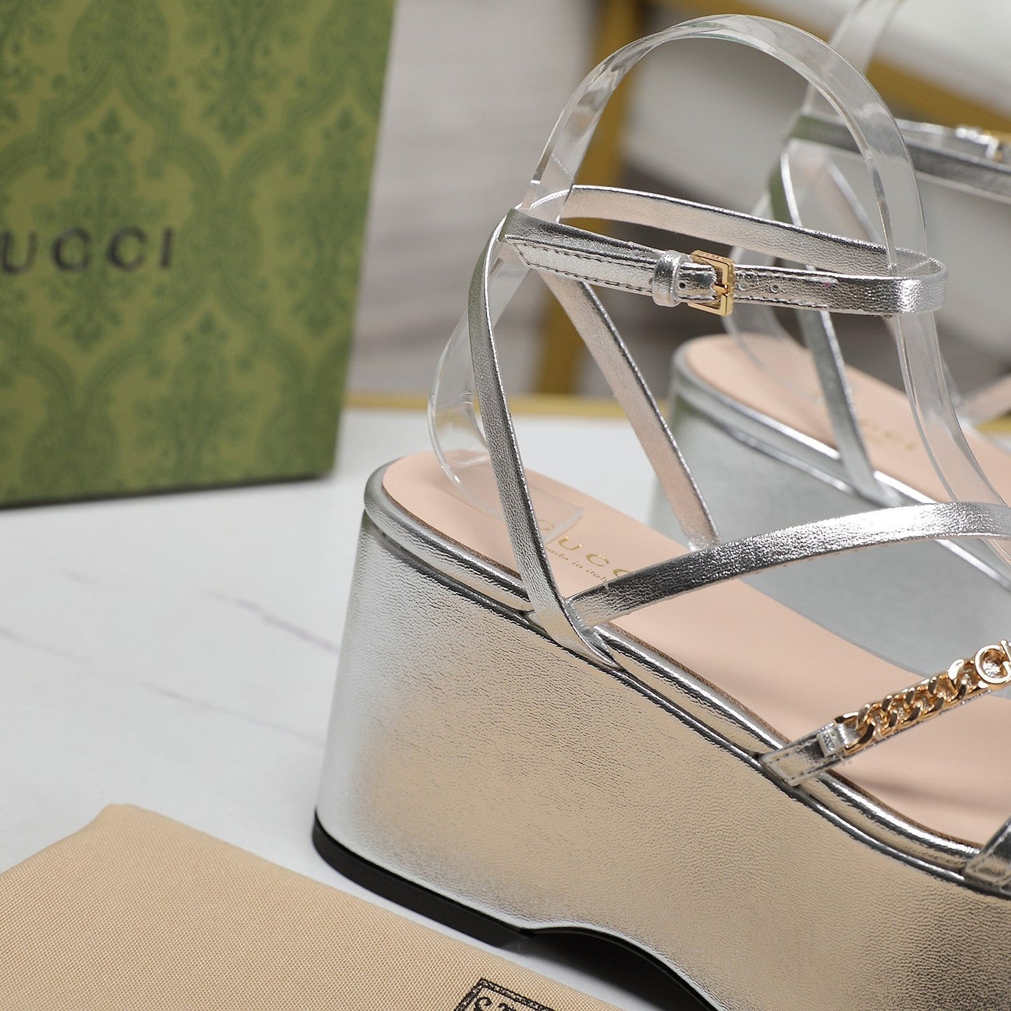 WEDGE PLATFORM IN SILVER SHEEPSKIN - 35