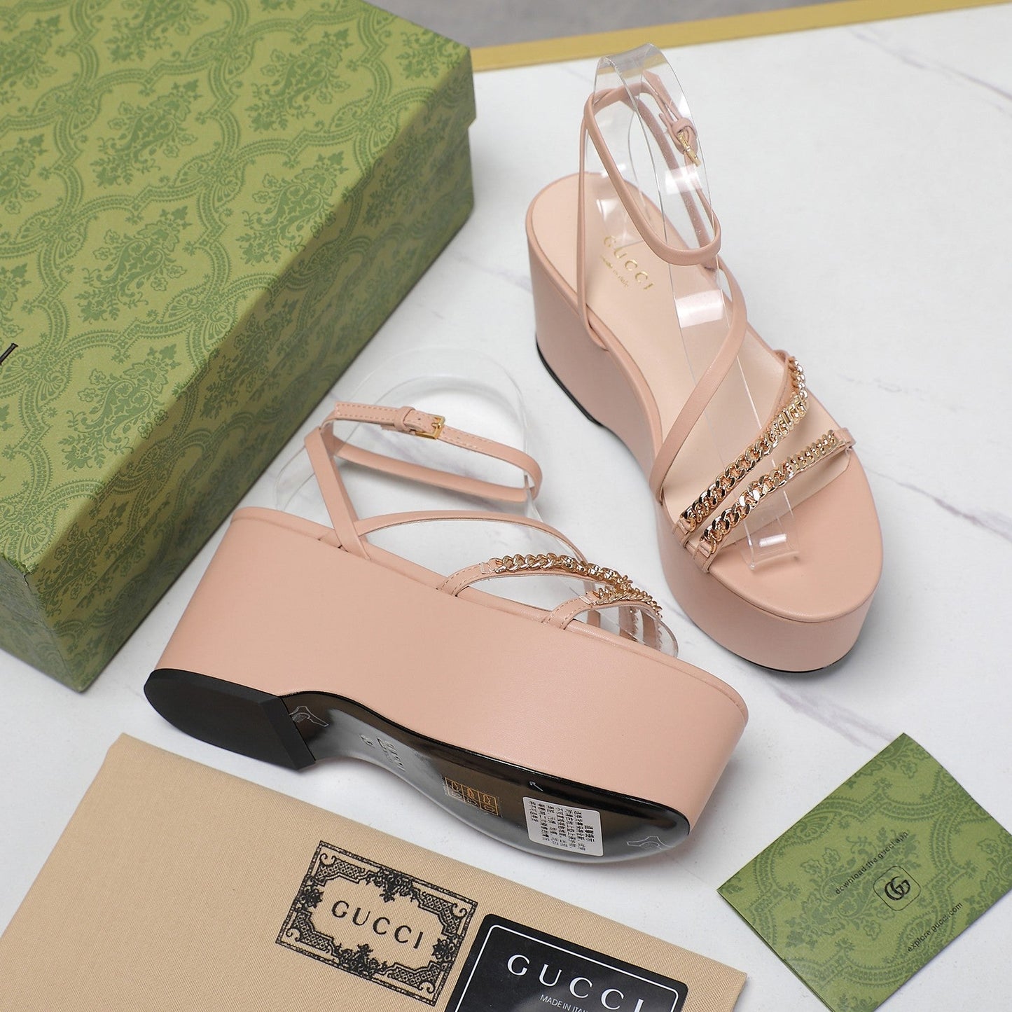 WEDGE PLATFORM IN LIGHT PINK SHEEPSKIN - 35