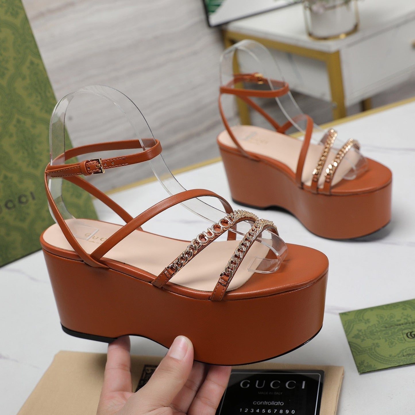 WEDGE PLATFORM IN CINNAMON BROWN SHEEPSKIN - 35