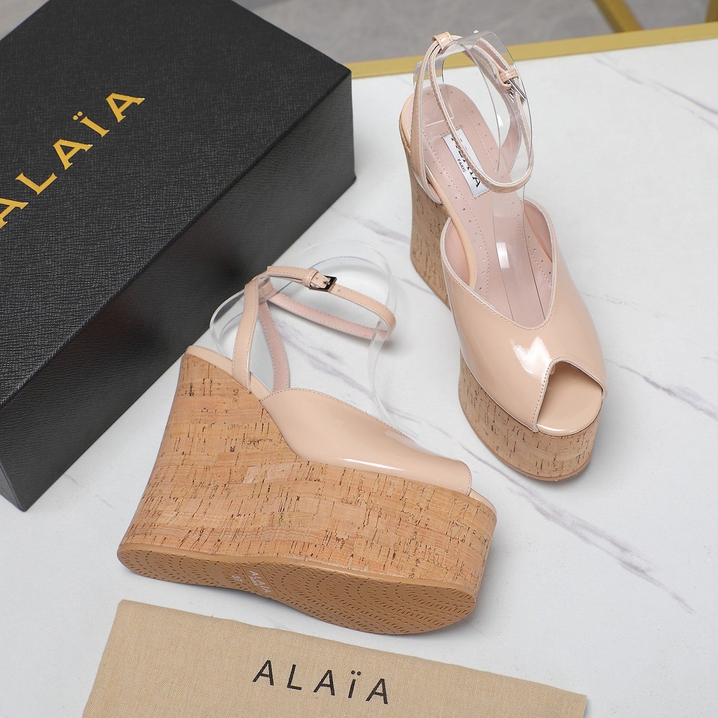ALAIA WEDGE SANDAL IN BEIGE TAN GLOSSY CALFSKIN AND BEIGE RUBBER - 35