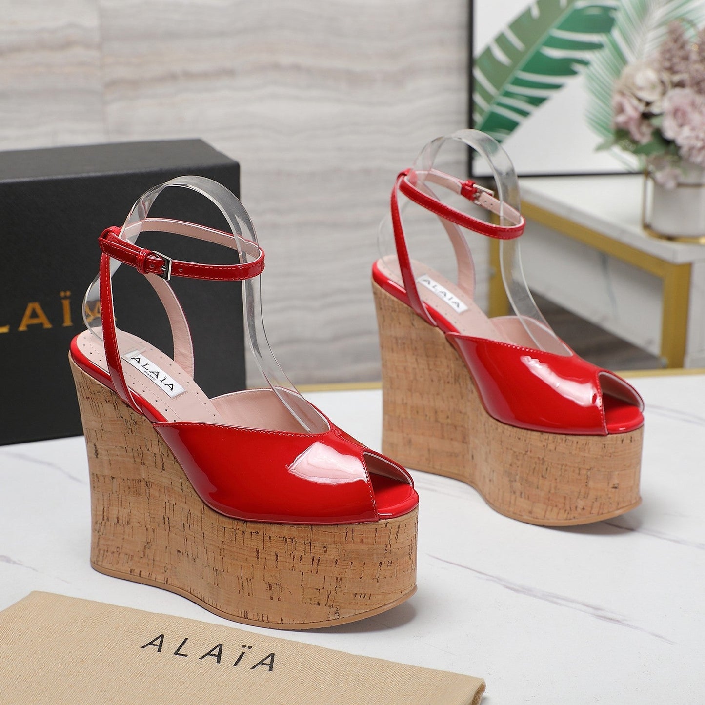 ALAIA WEDGE SANDAL IN CRIMSON RED GLOSSY CALFSKIN AND BEIGE RUBBER - 35