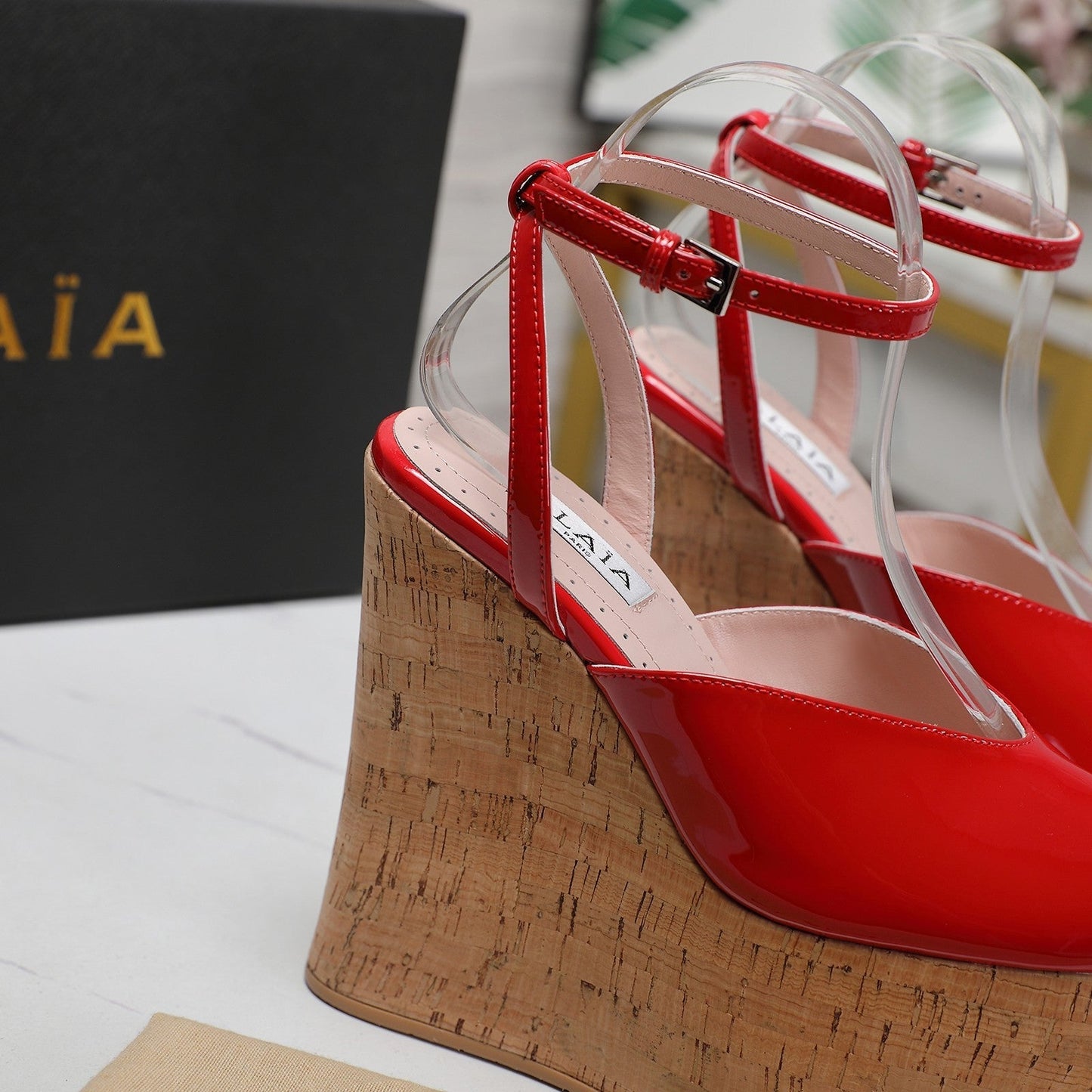 ALAIA WEDGE SANDAL IN CRIMSON RED GLOSSY CALFSKIN AND BEIGE RUBBER - 35