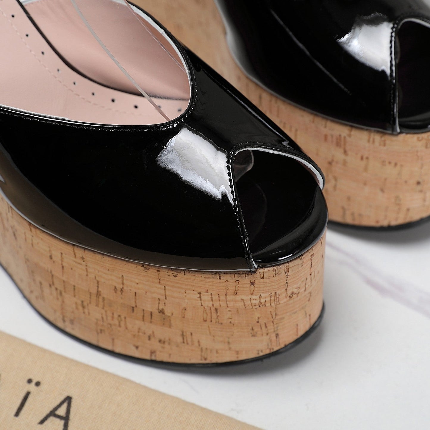 ALAIA WEDGE SANDAL IN BLACK GLOSSY CALFSKIN AND BEIGE RUBBER - 35