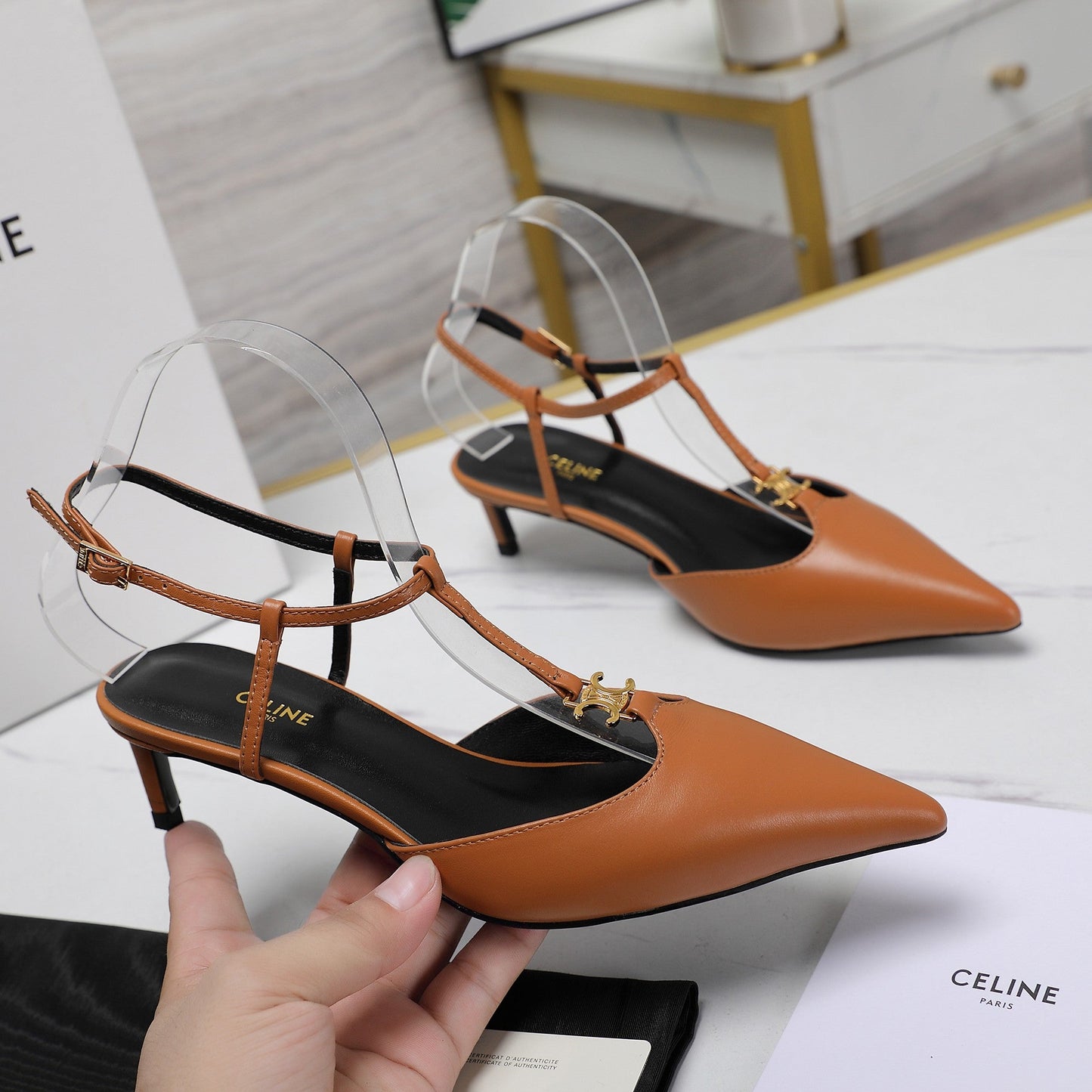 HIGH 5 CM SLINGBACK IN CINNAMON BROWN CALFSKIN WITH GOLD LOGO - 35