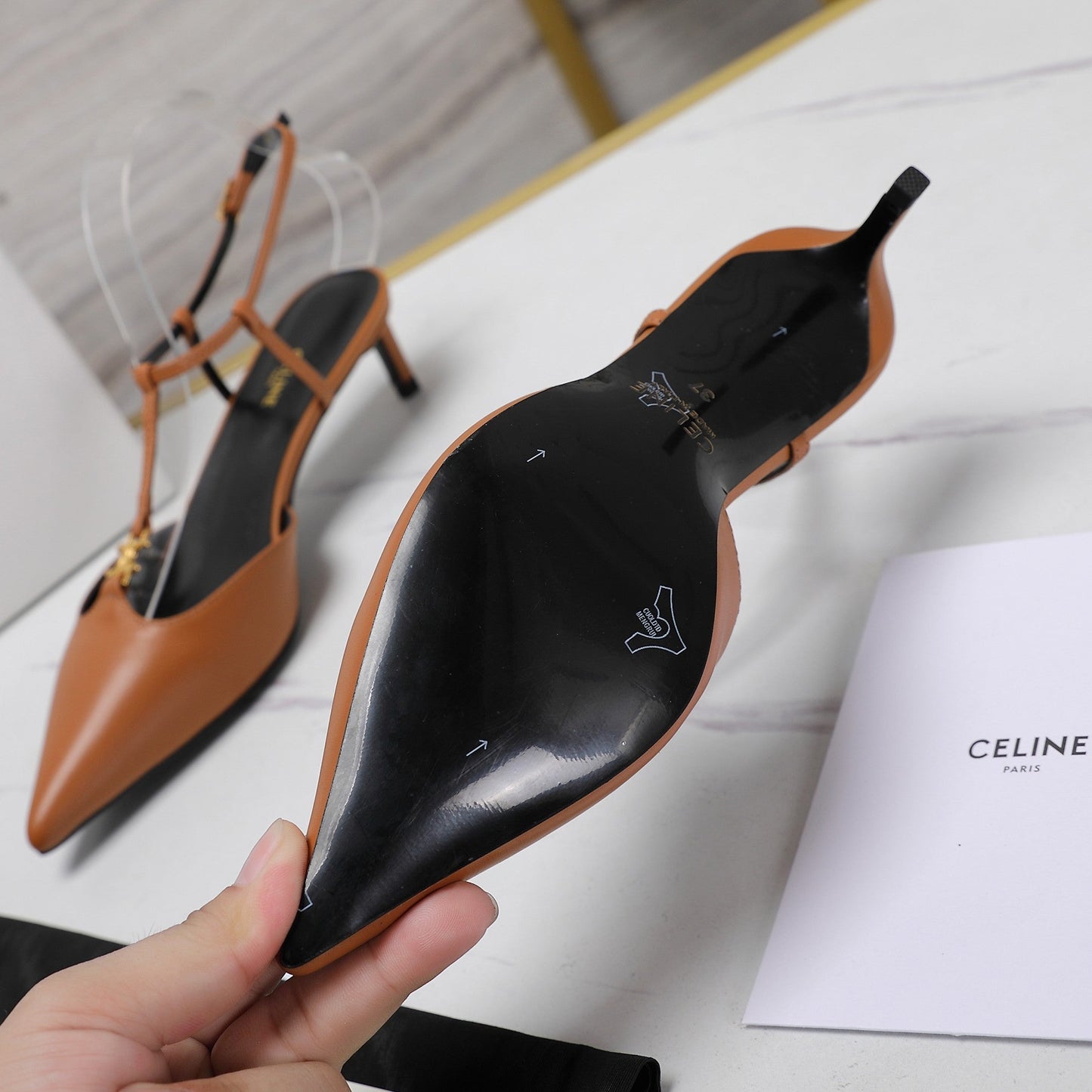 HIGH 5 CM SLINGBACK IN CINNAMON BROWN CALFSKIN WITH GOLD LOGO - 35