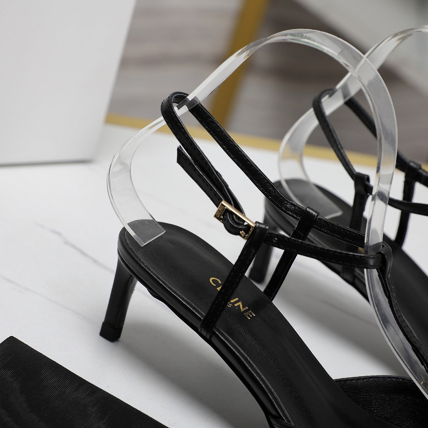 HIGH 5 CM SLINGBACK IN BLACK CALFSKIN WITH GOLD LOGO - 35