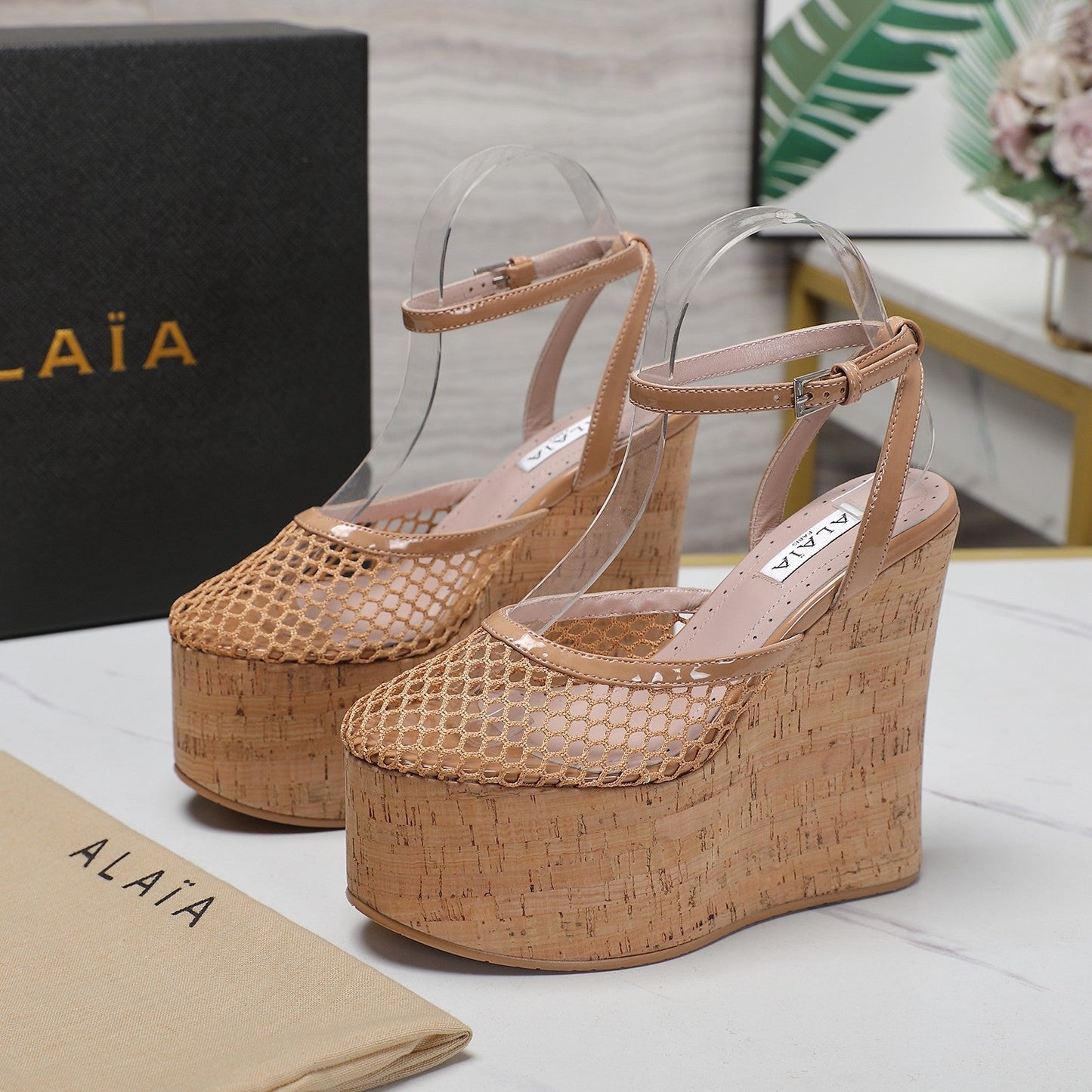 ALAIA WEDGE SANDAL IN FRENCH BEIGE MESH AND BEIGE RUBBER - 35