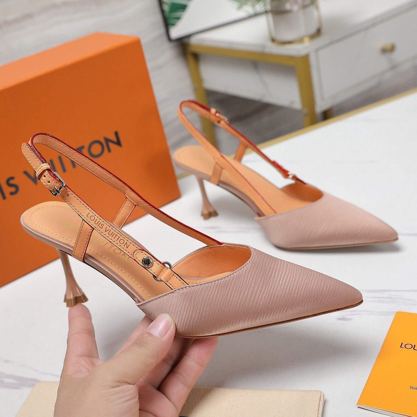 LV WOMEN BLOSSOM SLINGBACK PUMP IN NUDE BEIGE EMBROIDERED FABRIC - 35 / 7.5 CM