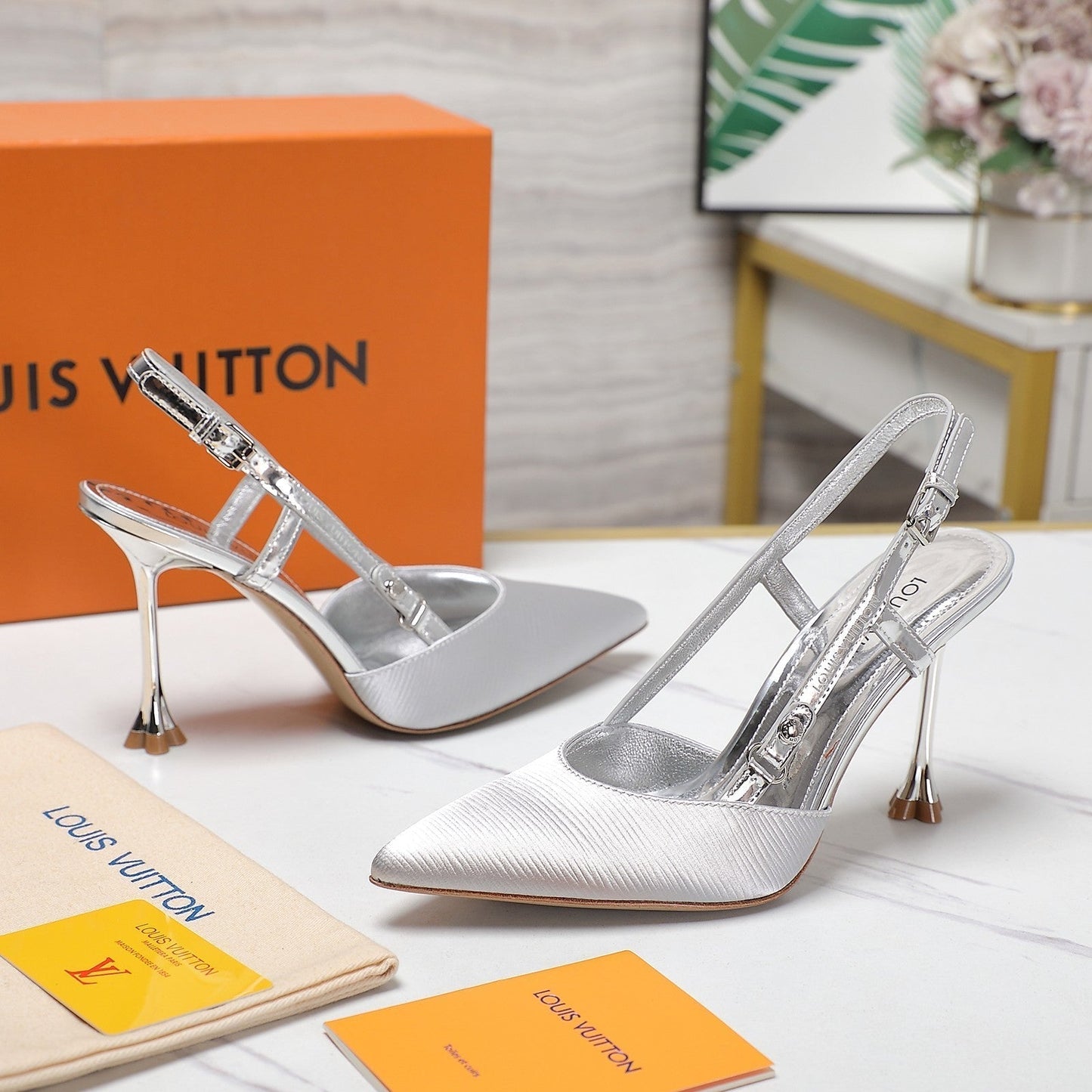 LV WOMEN BLOSSOM SLINGBACK PUMP IN SILVER EMBROIDERED FABRIC - 35 / 7.5 cm