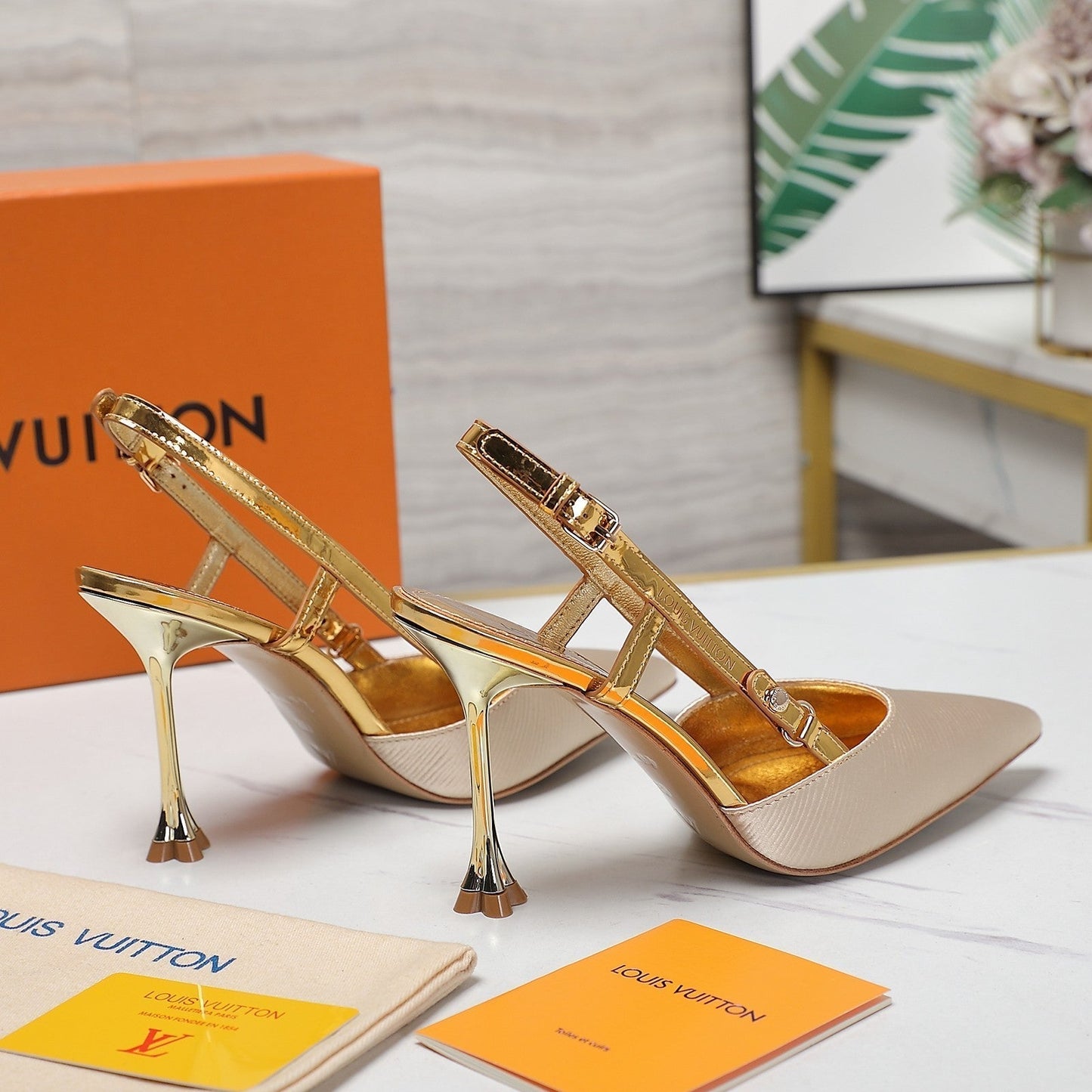 LV WOMEN BLOSSOM SLINGBACK PUMP IN GOLDEN EMBROIDERED FABRIC - 35 / 7.5 CM
