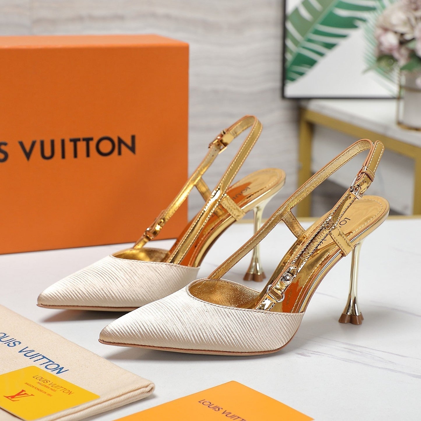 LV WOMEN BLOSSOM SLINGBACK PUMP IN GOLDEN EMBROIDERED FABRIC - 35 / 7.5 CM