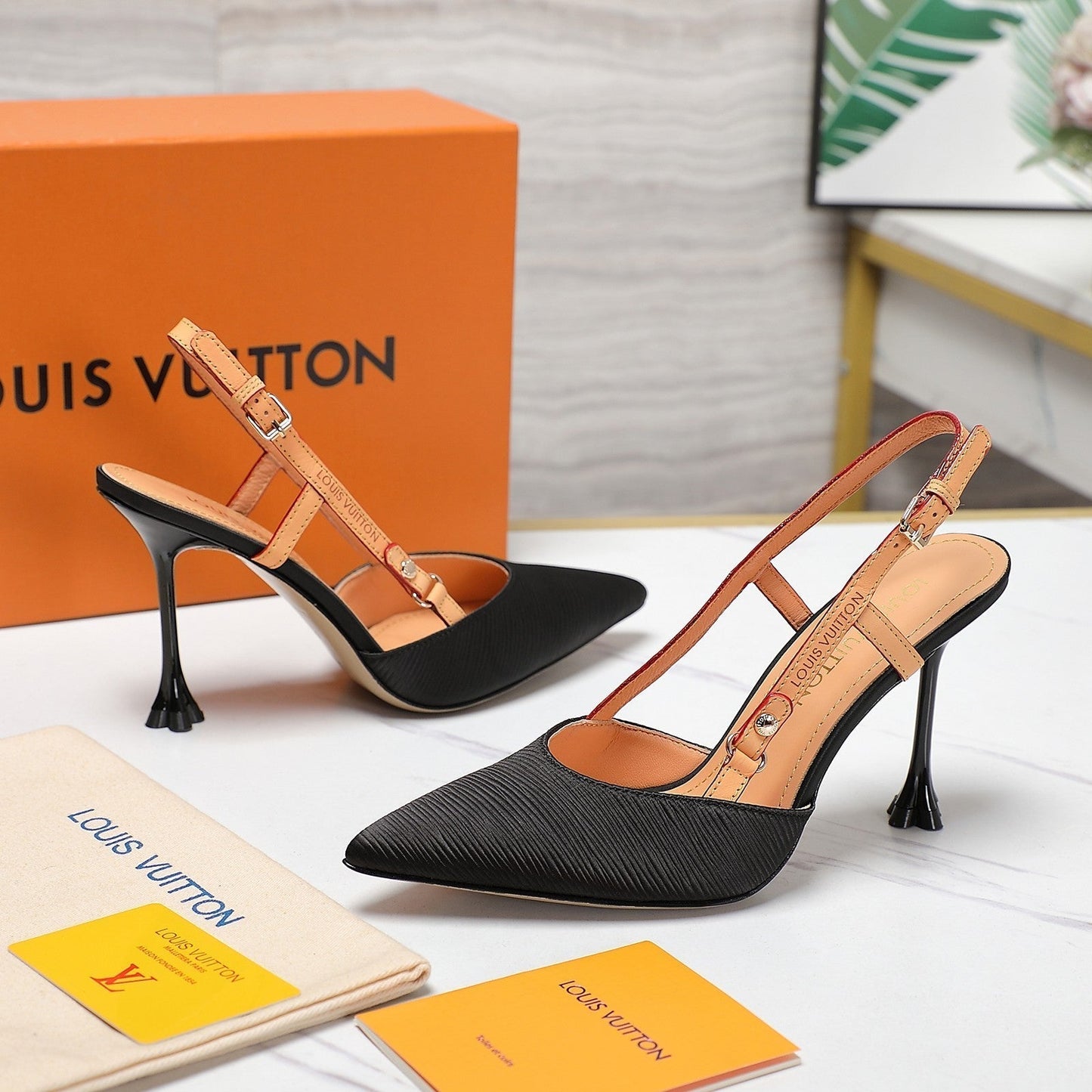 LV WOMEN BLOSSOM SLINGBACK PUMP IN BLACK EMBROIDERED FABRIC - 35 / 7.5 CM