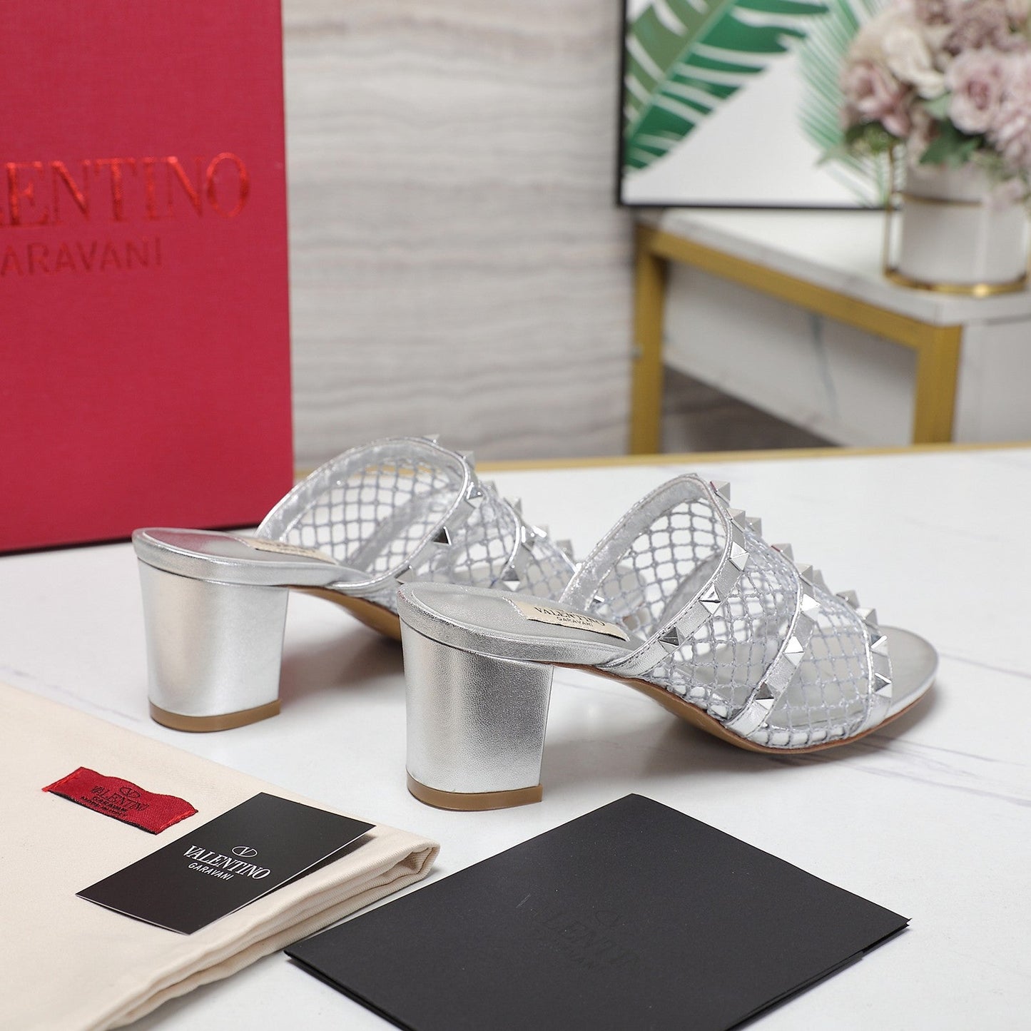 WOMEN'S BLACK ROCKSTUD SILVER MESH SLIDER SANDAL WITH MATCHING STUDS 65 MM - 35