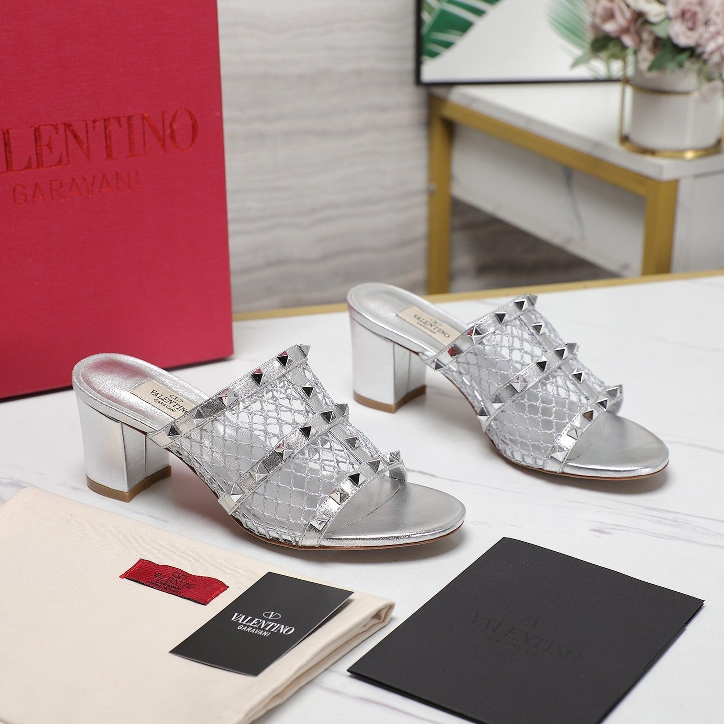 WOMEN'S BLACK ROCKSTUD SILVER MESH SLIDER SANDAL WITH MATCHING STUDS 65 MM - 35