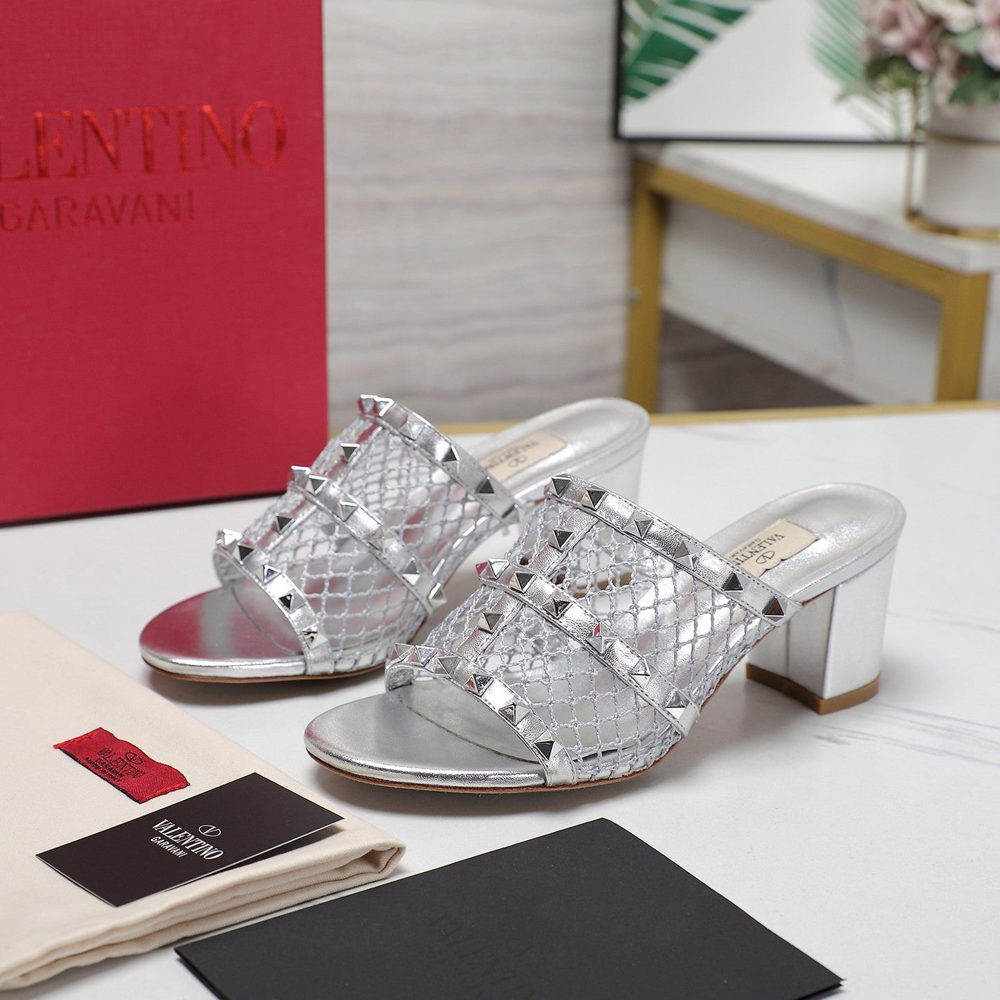WOMEN'S BLACK ROCKSTUD SILVER MESH SLIDER SANDAL WITH MATCHING STUDS 65 MM - 35