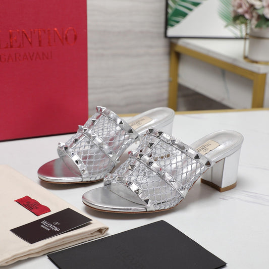 WOMEN'S BLACK ROCKSTUD SILVER MESH SLIDER SANDAL WITH MATCHING STUDS 65 MM - 35