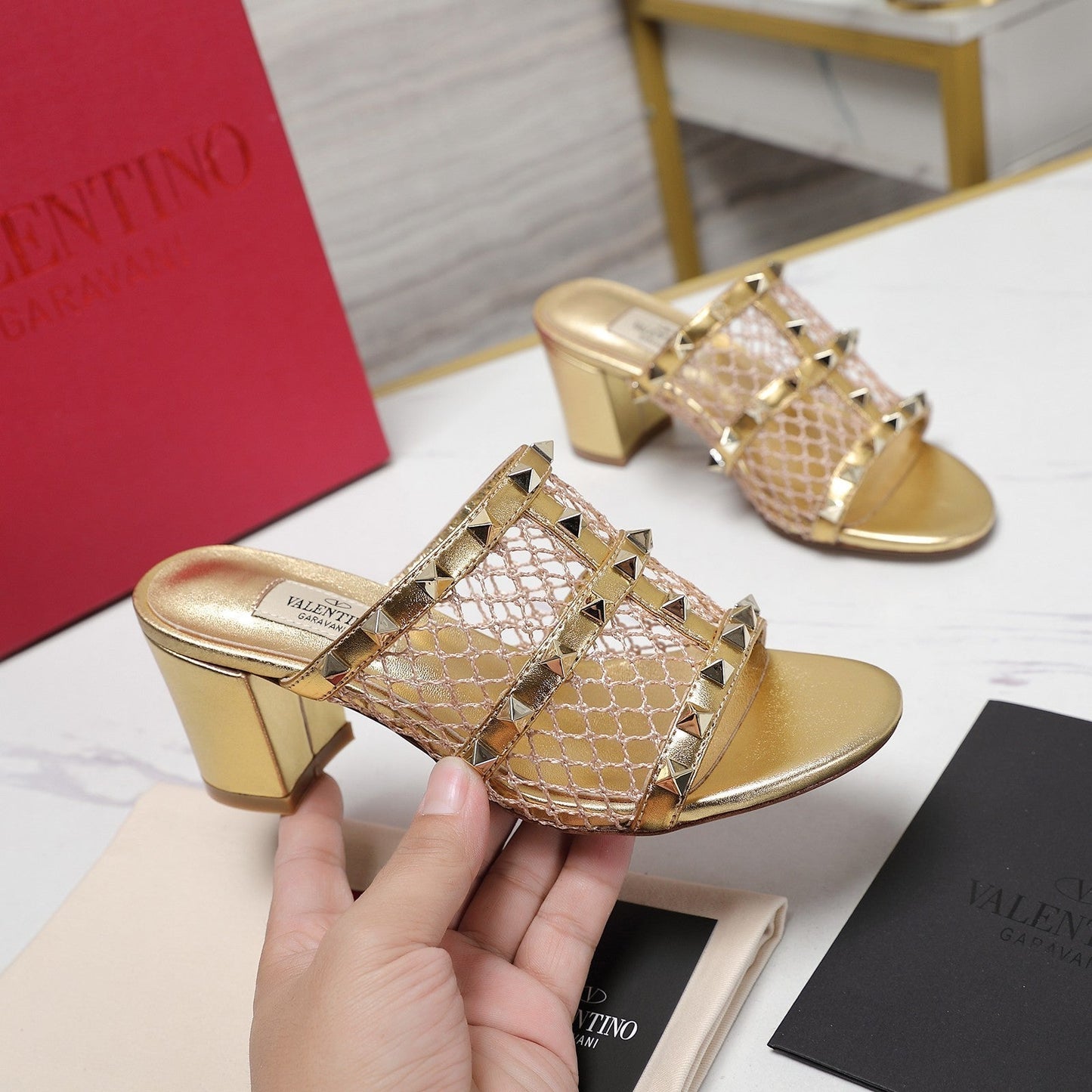 WOMEN'S BLACK ROCKSTUD GOLD MESH SLIDER SANDAL WITH MATCHING STUDS 65 MM - 35