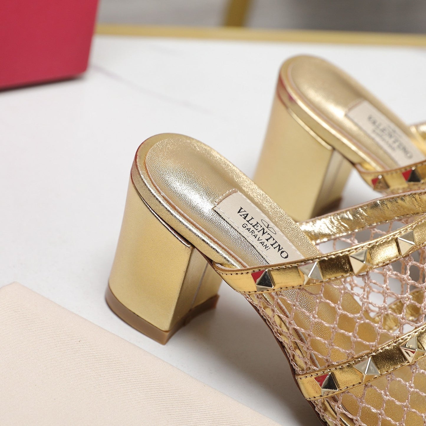 WOMEN'S BLACK ROCKSTUD GOLD MESH SLIDER SANDAL WITH MATCHING STUDS 65 MM - 35