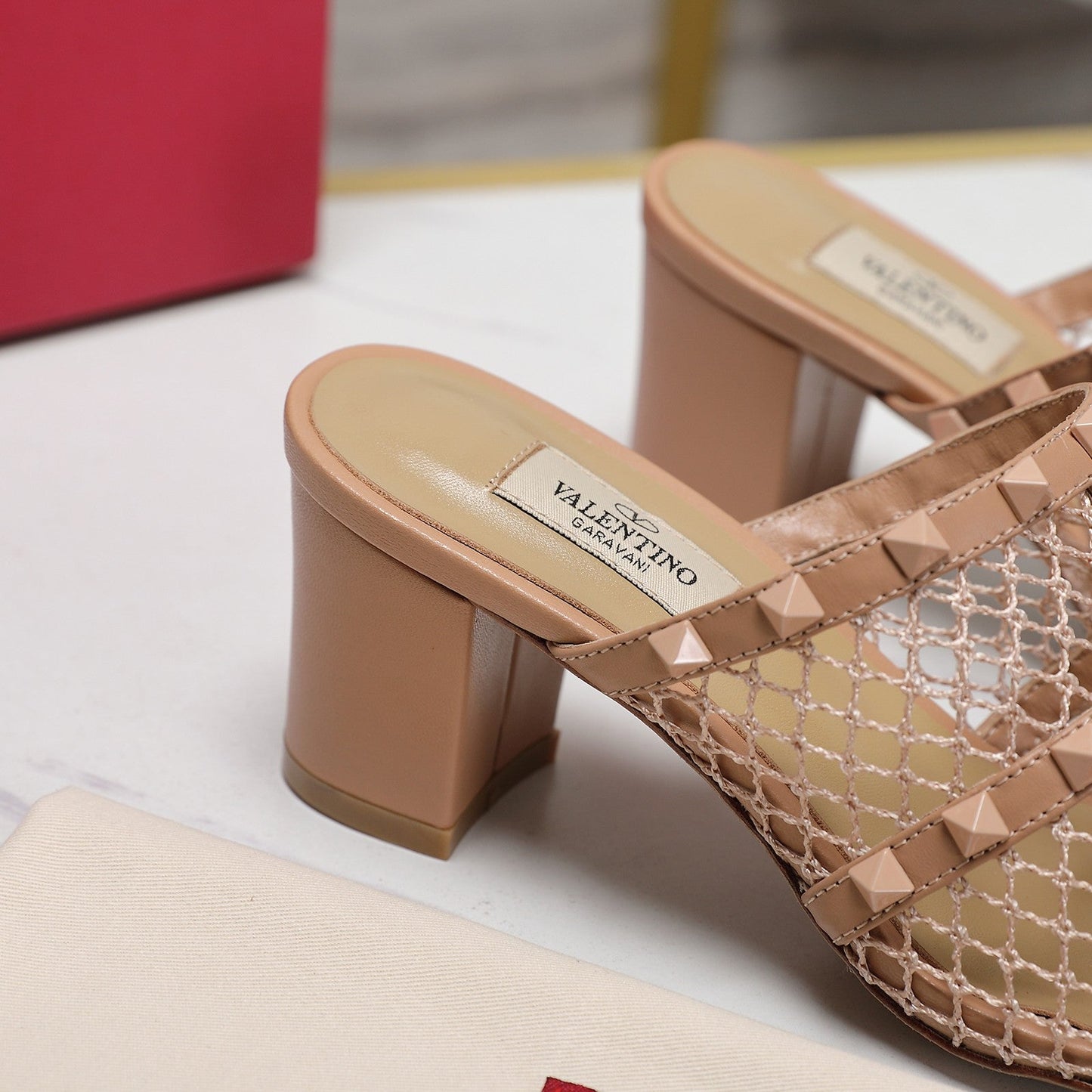 WOMEN'S BLACK ROCKSTUD DESERT SAND MESH SLIDER SANDAL WITH MATCHING STUDS 65 MM - 35