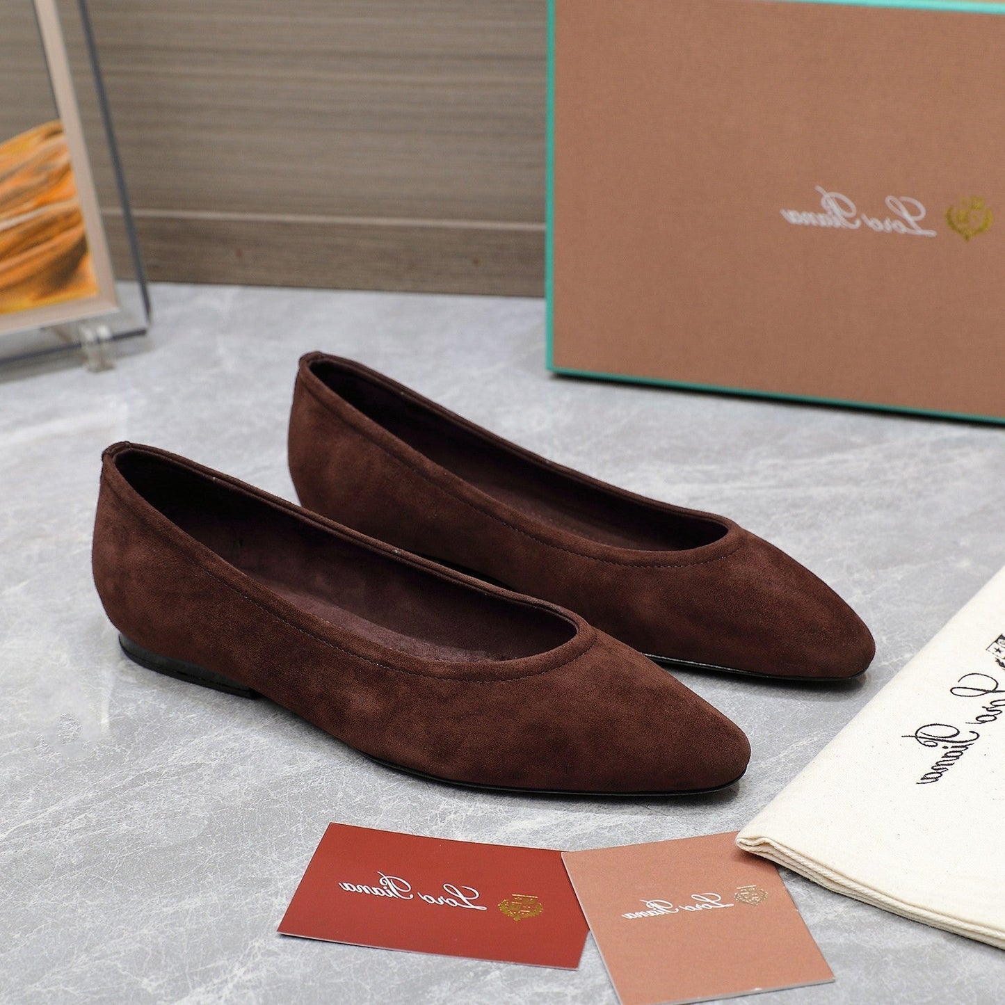 CLASSIC BALLET SHOES IN BROWN SUEDUE - 35