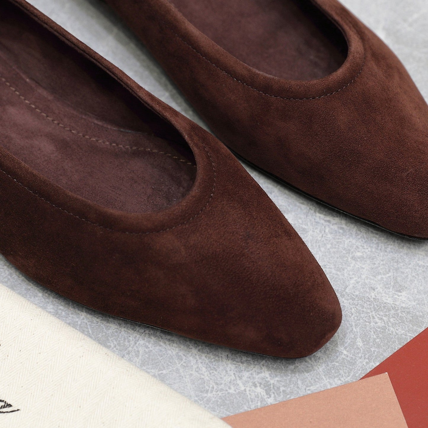 CLASSIC BALLET SHOES IN BROWN SUEDUE - 35