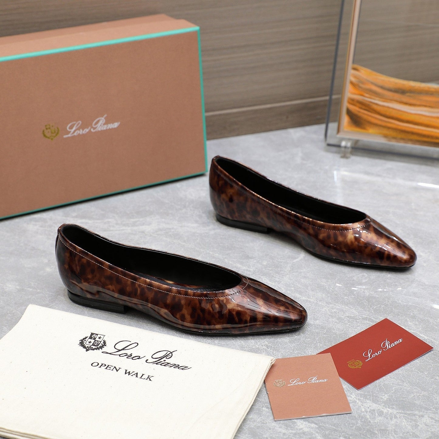 CLASSIC BALLET SHOES IN LEOPARD PRINT GLOSSY LEATHER - 35