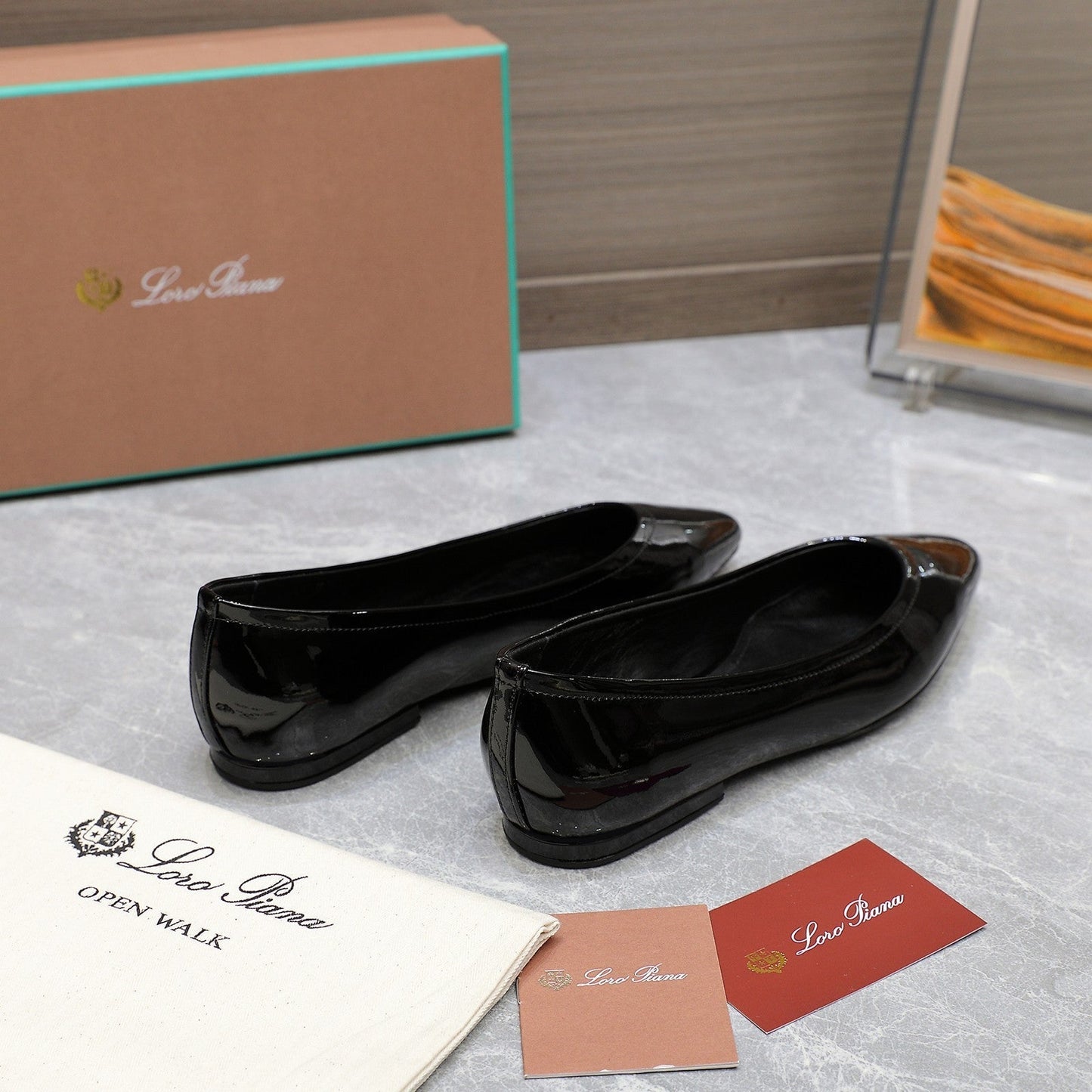 CLASSIC BALLET SHOES IN BLACK GLOSSY LEATHER - 35