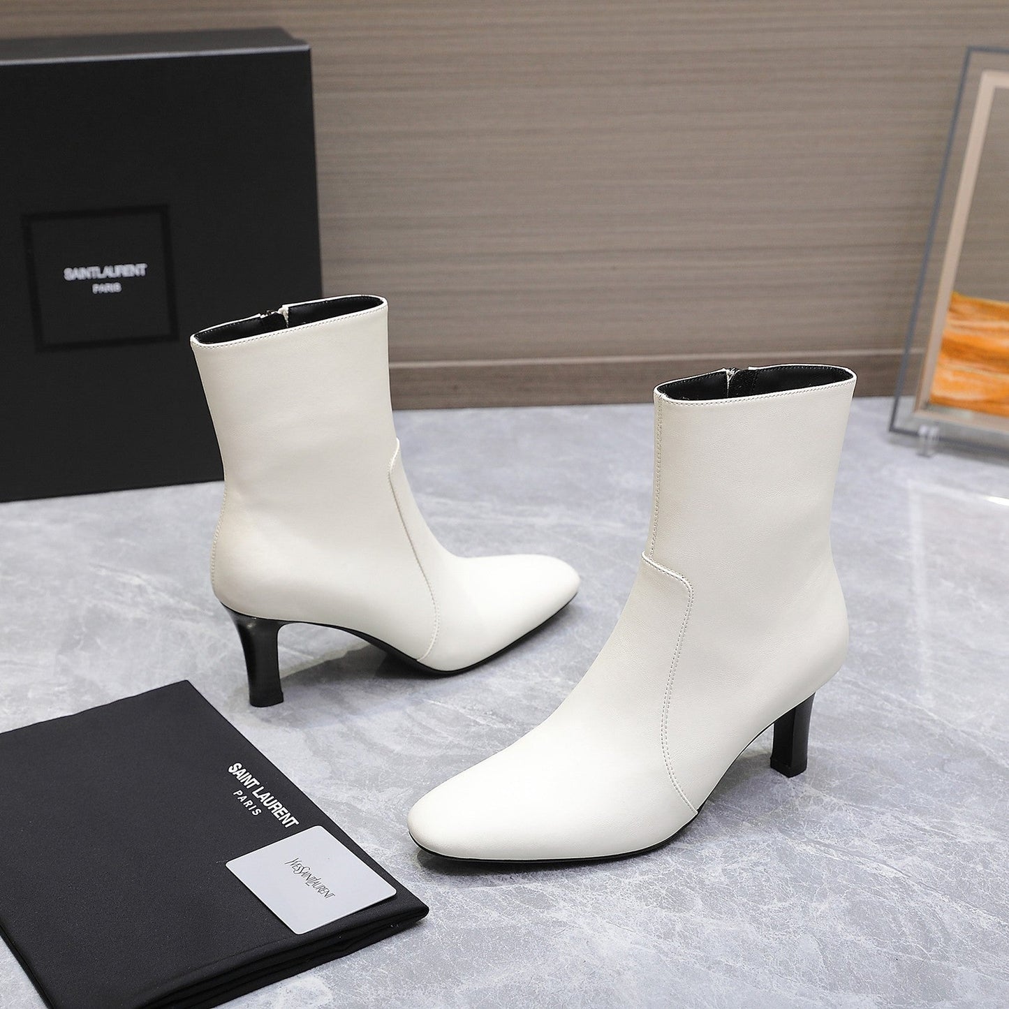 YSL 25S ANKLE BOOTS 70 MM IN WHITE LAMBSKIN - 35