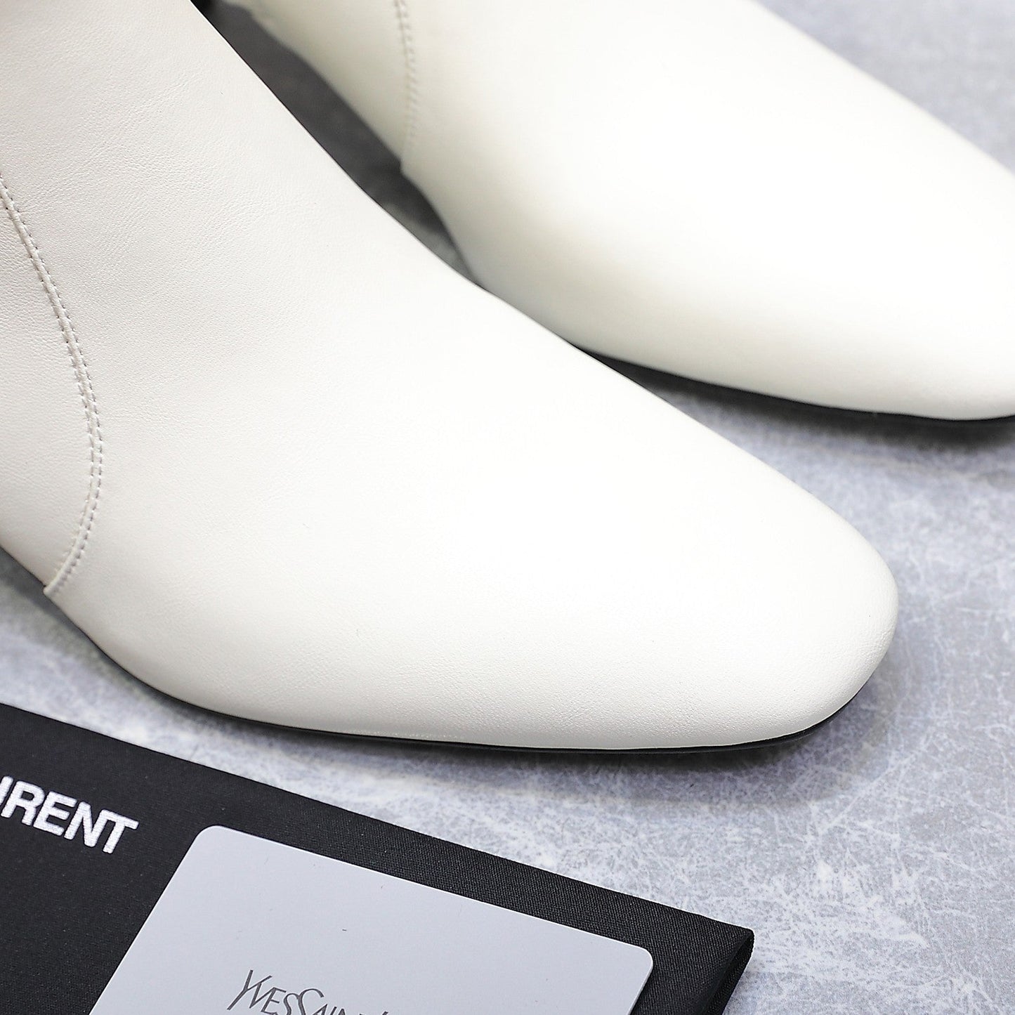YSL 25S ANKLE BOOTS 70 MM IN WHITE LAMBSKIN - 35