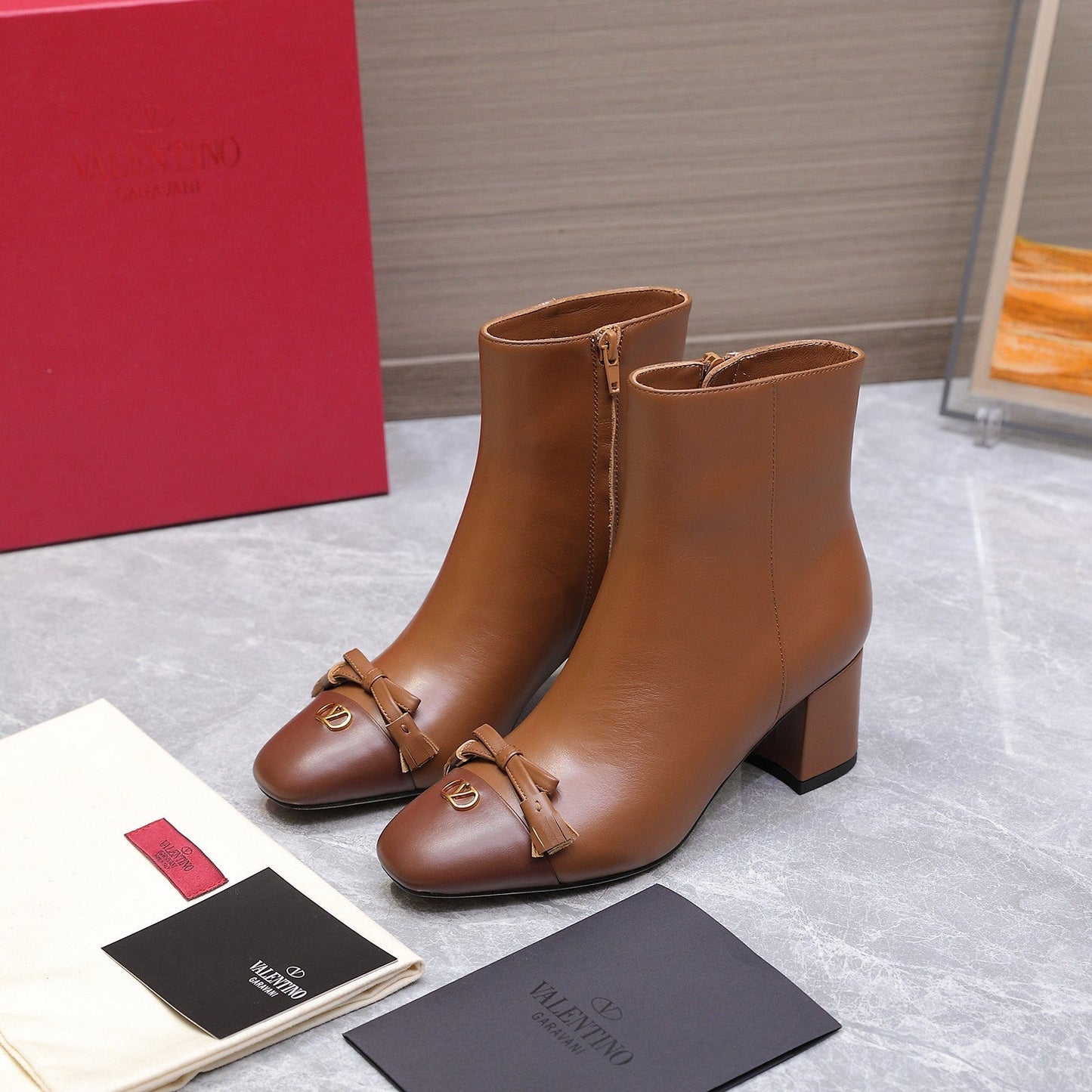 VALENTINO 25S VALET DU ROI ANKLE BOOTS 60 MM IN BROWN CALFSKIN WITH BOW - 35