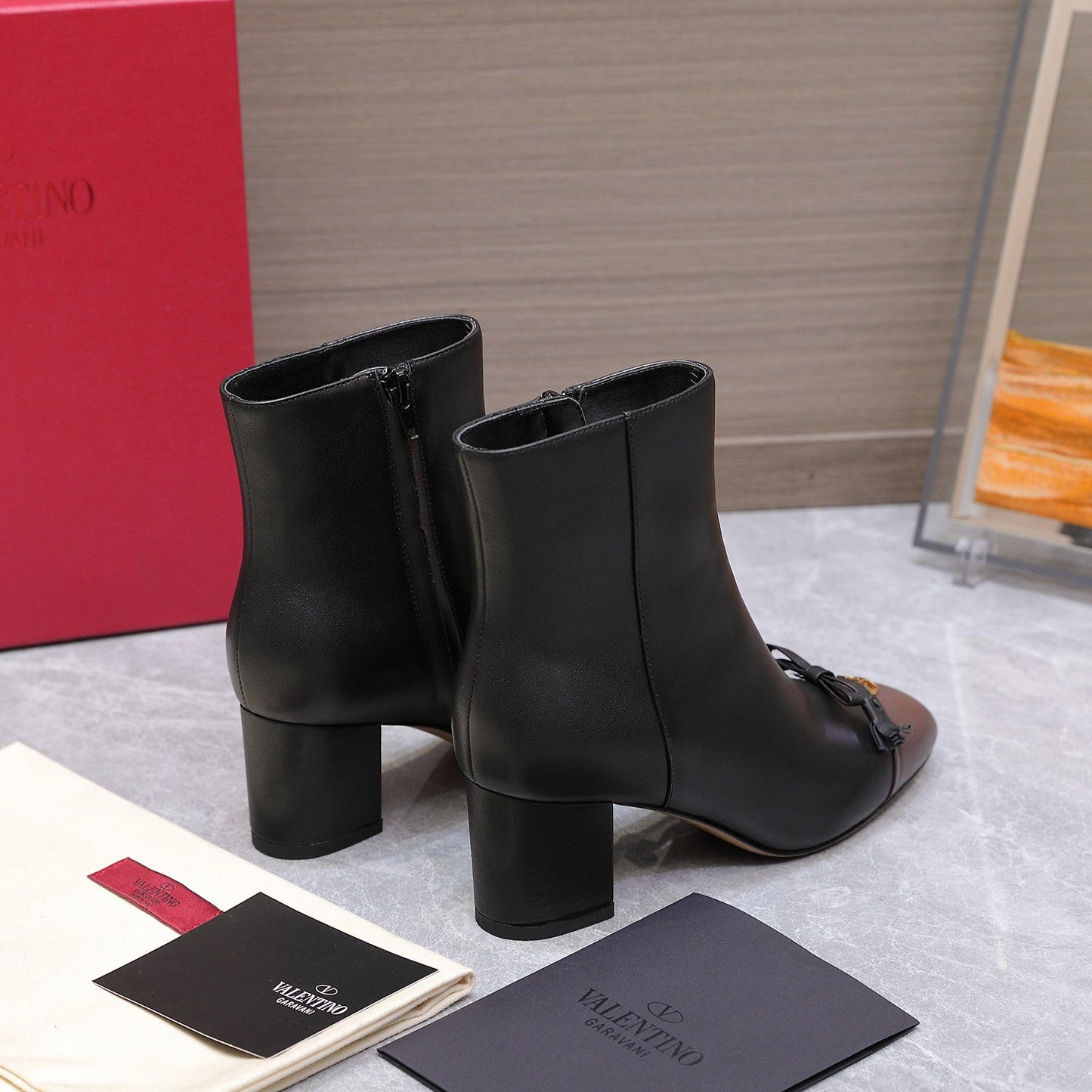 VALENTINO 25S VALET DU ROI ANKLE BOOTS 60 MM IN BLACK MIX DARK BROWN CALFSKIN WITH BOW - 35