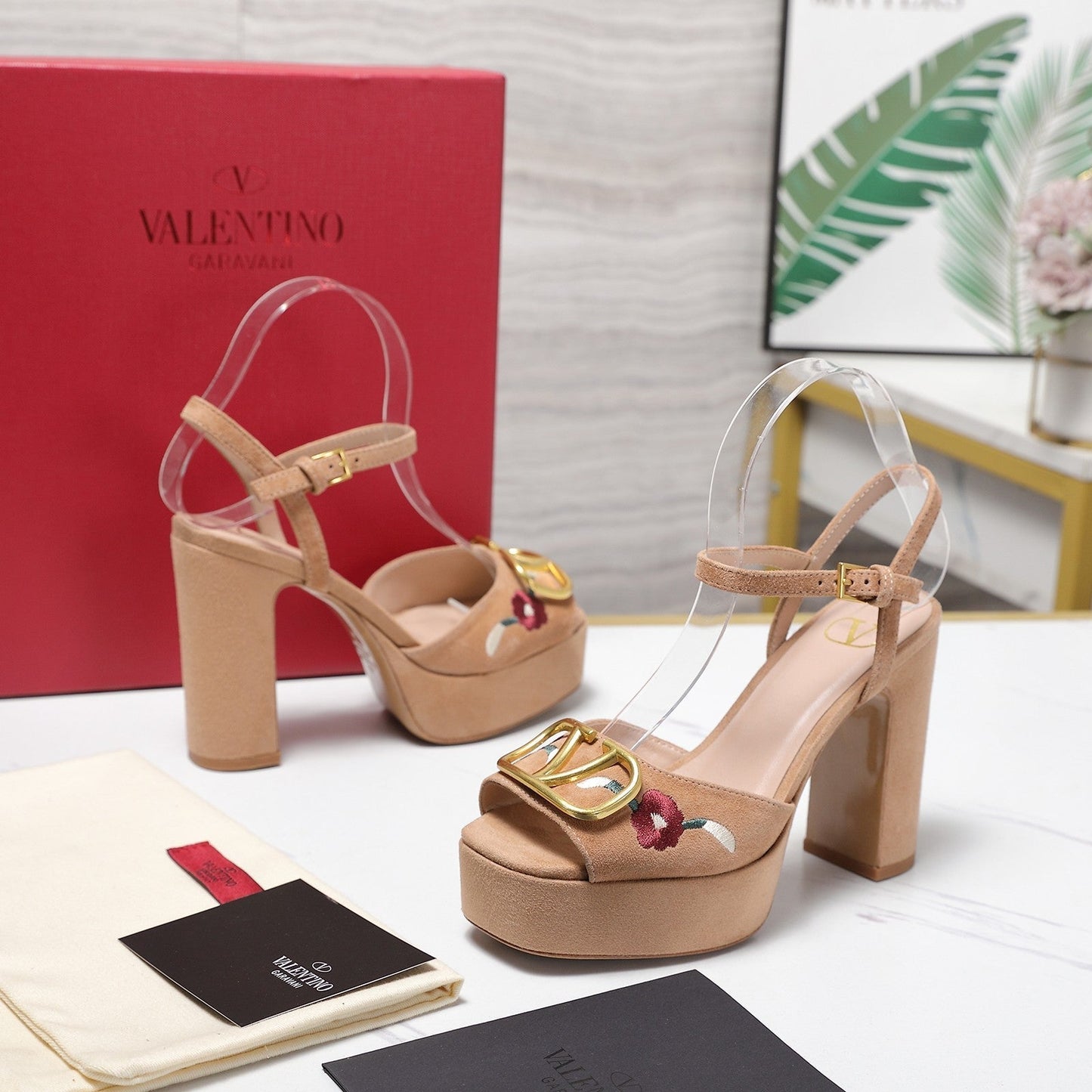 VALENTINO 25S GARAVANI VLOGO SIGNATURE HIGH-HEEL SANDALS 110 MM IN WARM BEIGE SUEDE - 35
