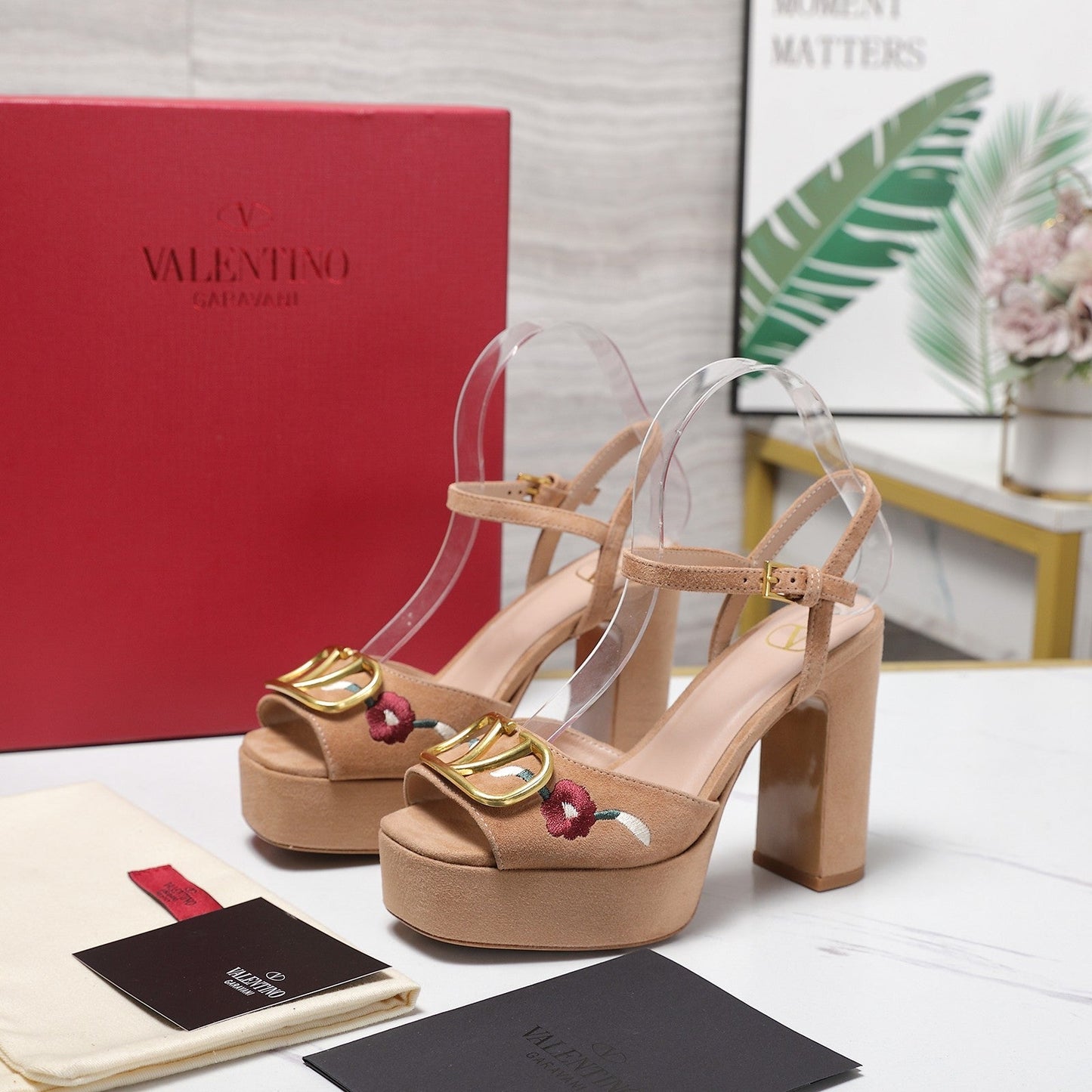 VALENTINO 25S GARAVANI VLOGO SIGNATURE HIGH-HEEL SANDALS 110 MM IN WARM BEIGE SUEDE - 35