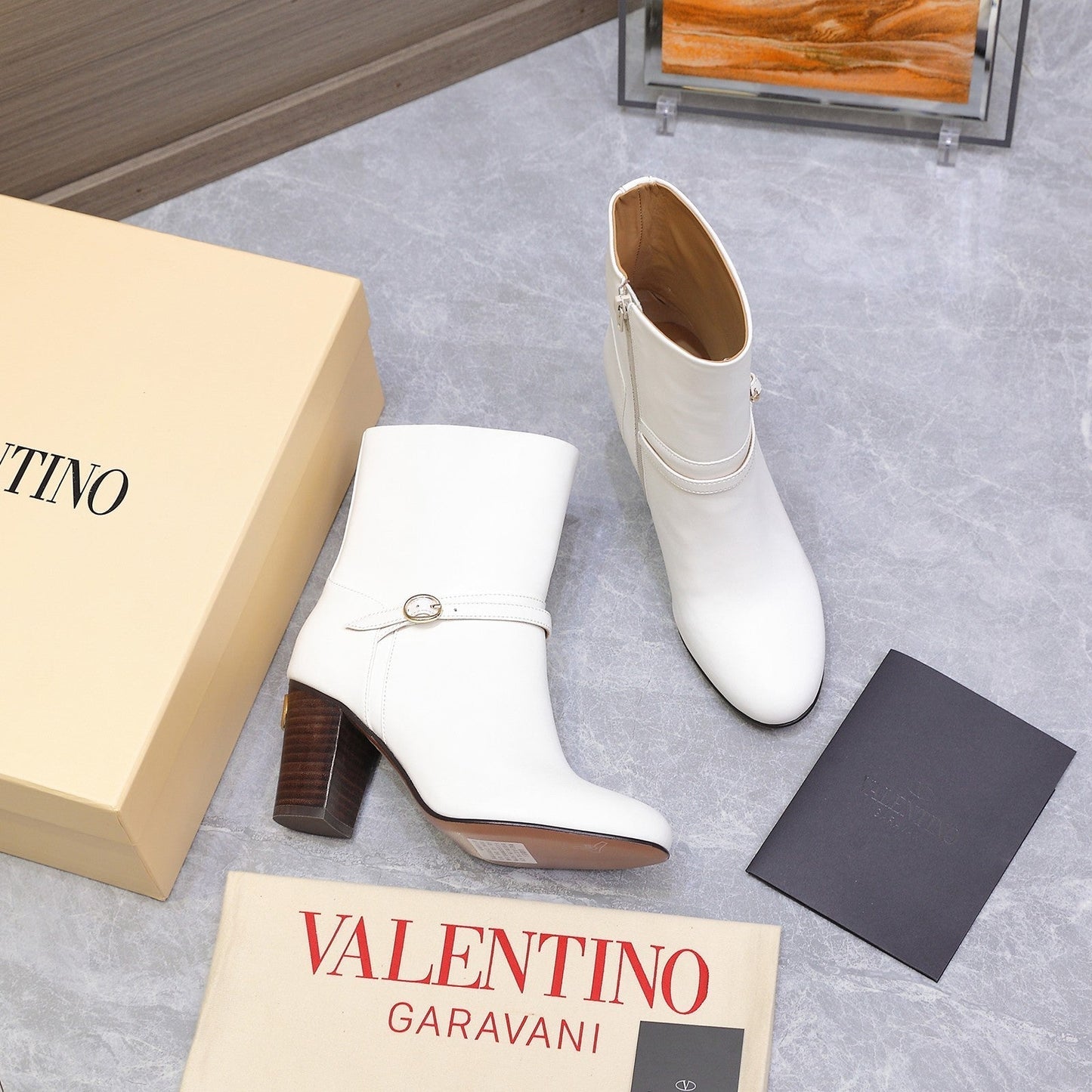 VALENTINO 25S GARAVANI VLOGO LOW BOOTS 80 MM IN WHITE CALFSKIN - 34